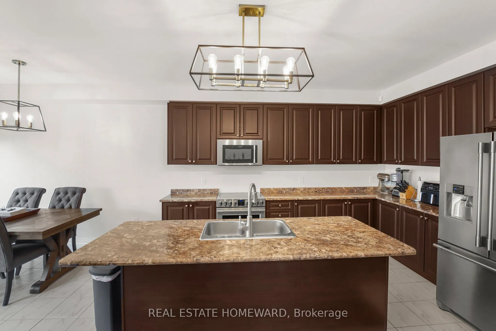 4102 Fracchioni Drive