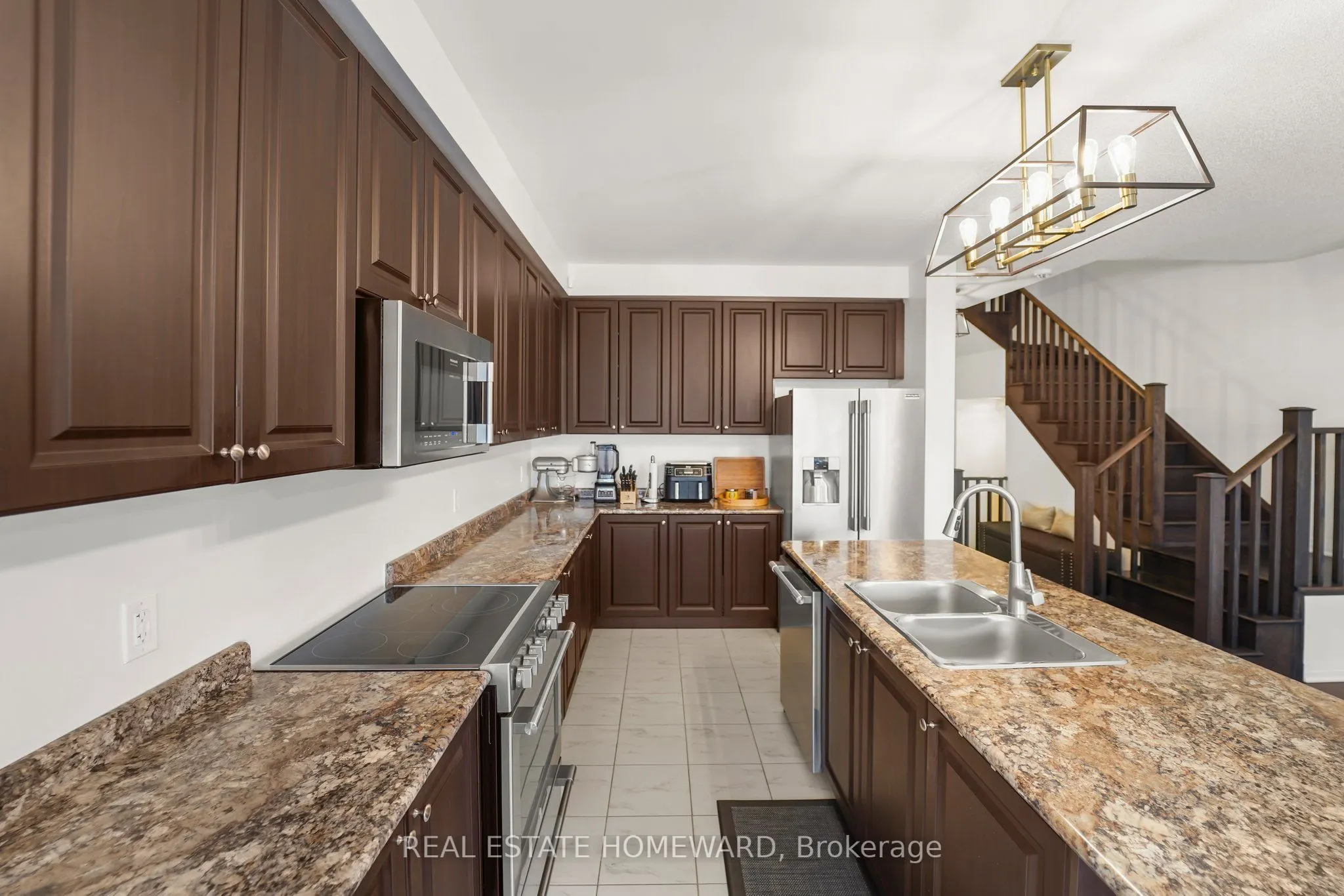 4102 Fracchioni Drive