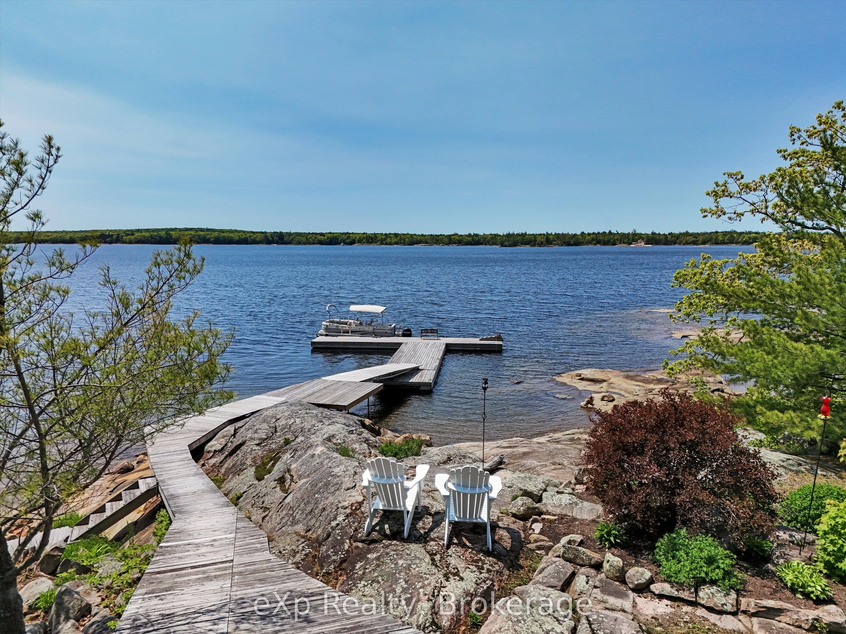 6646 1040LittleBeausoleil Island