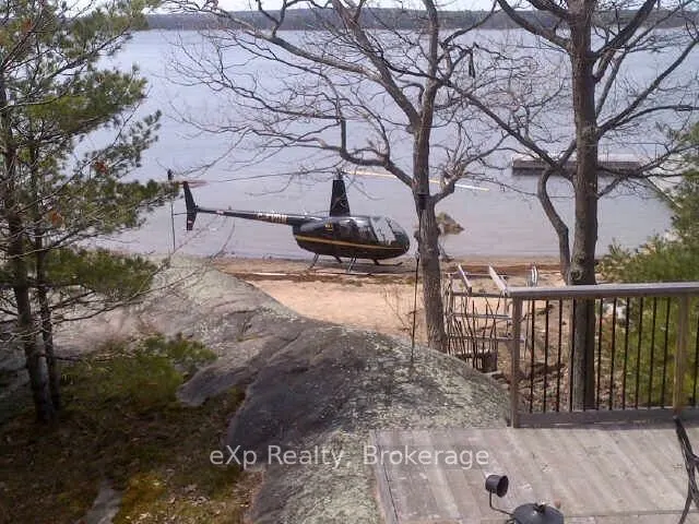 6646 1040LittleBeausoleil Island