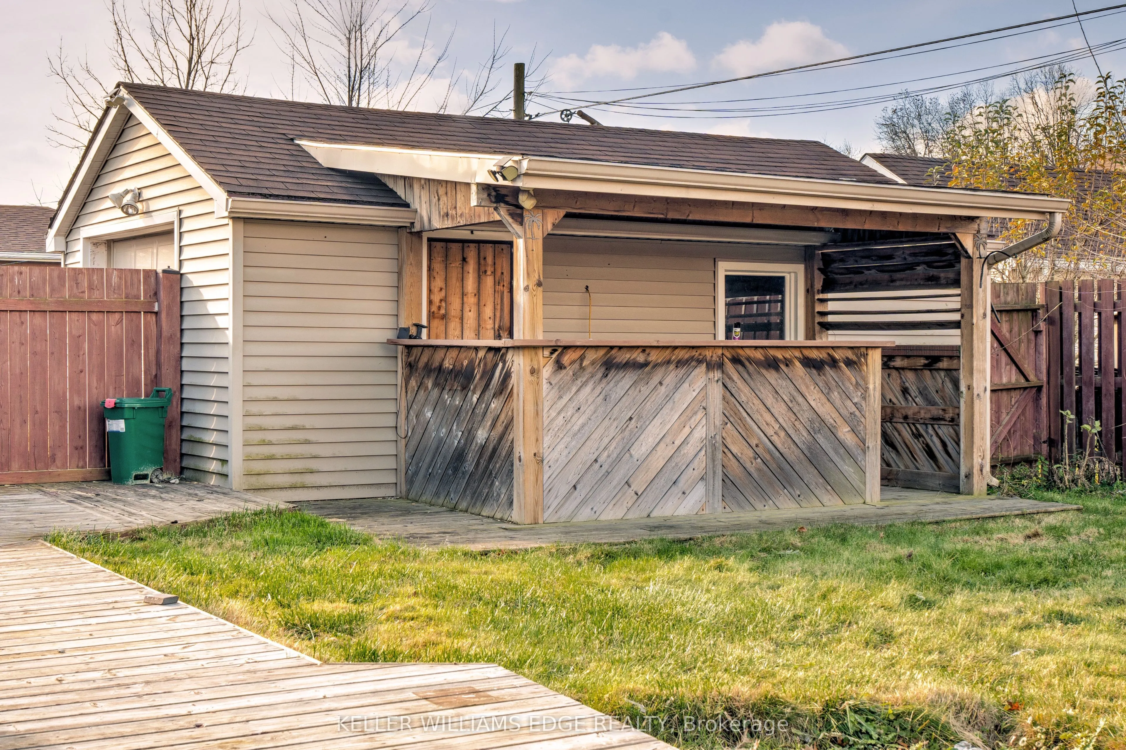 662 Harriet Street