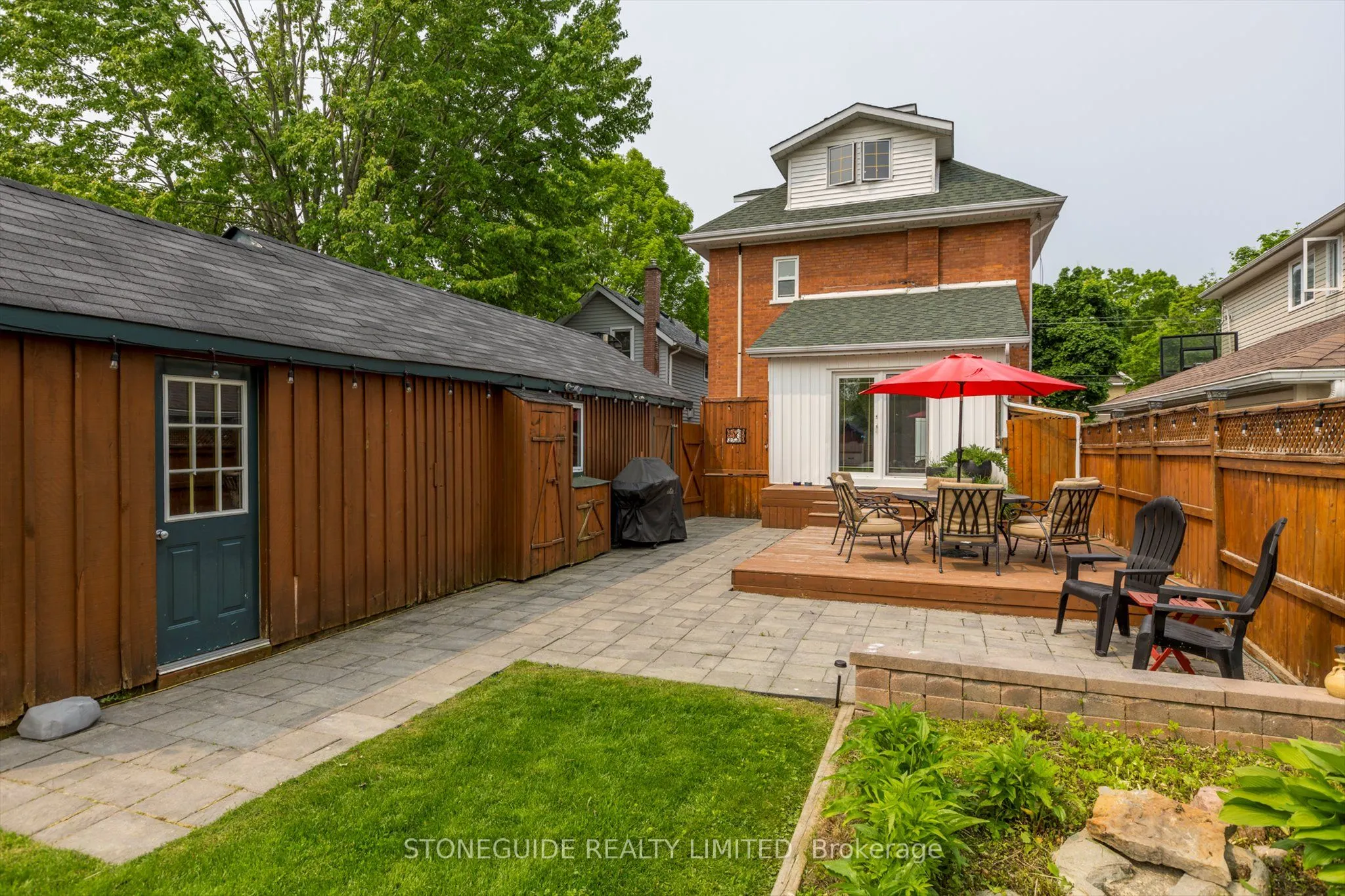 454 Mark Street