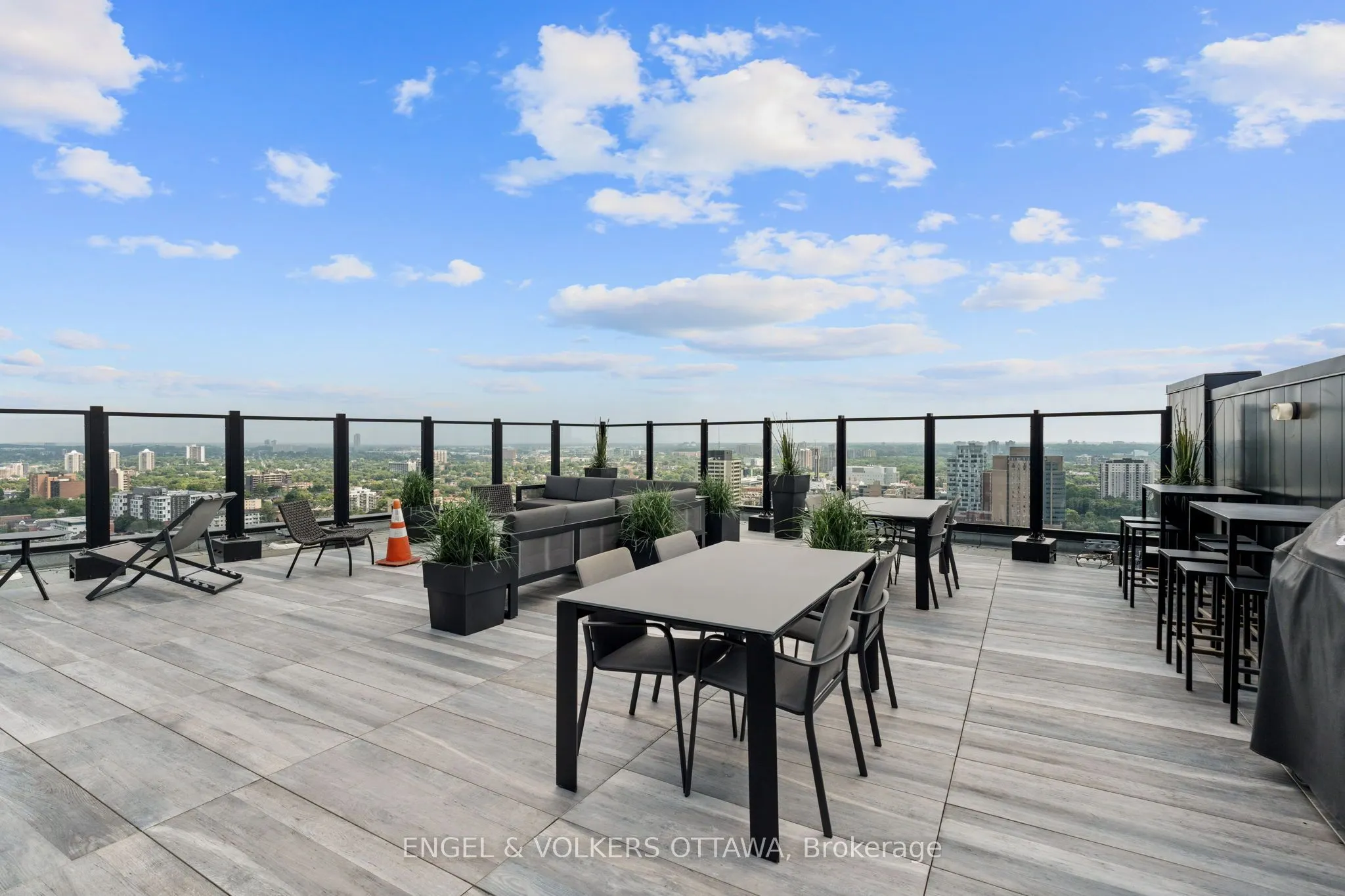 20 DALY Avenue, #1606