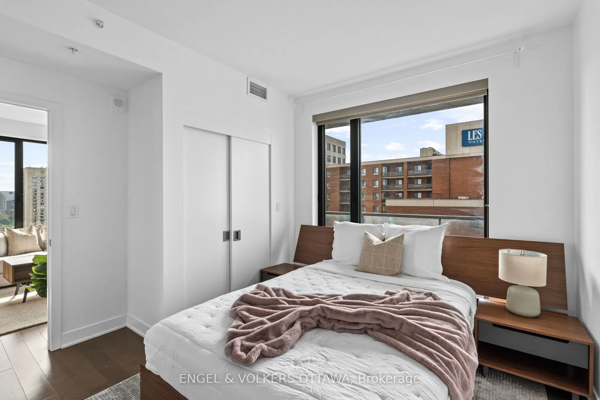 20 DALY Avenue, #1606