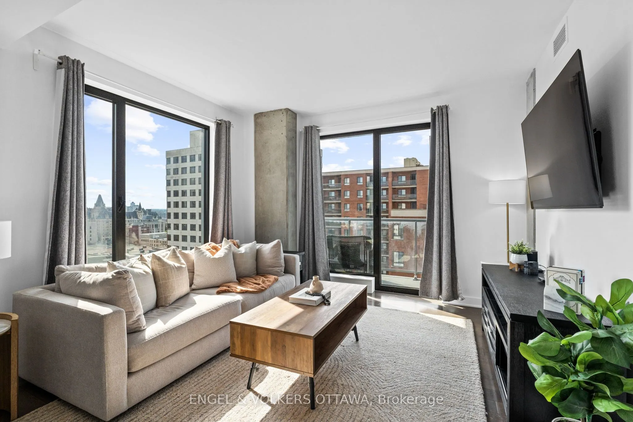 20 DALY Avenue, #1606