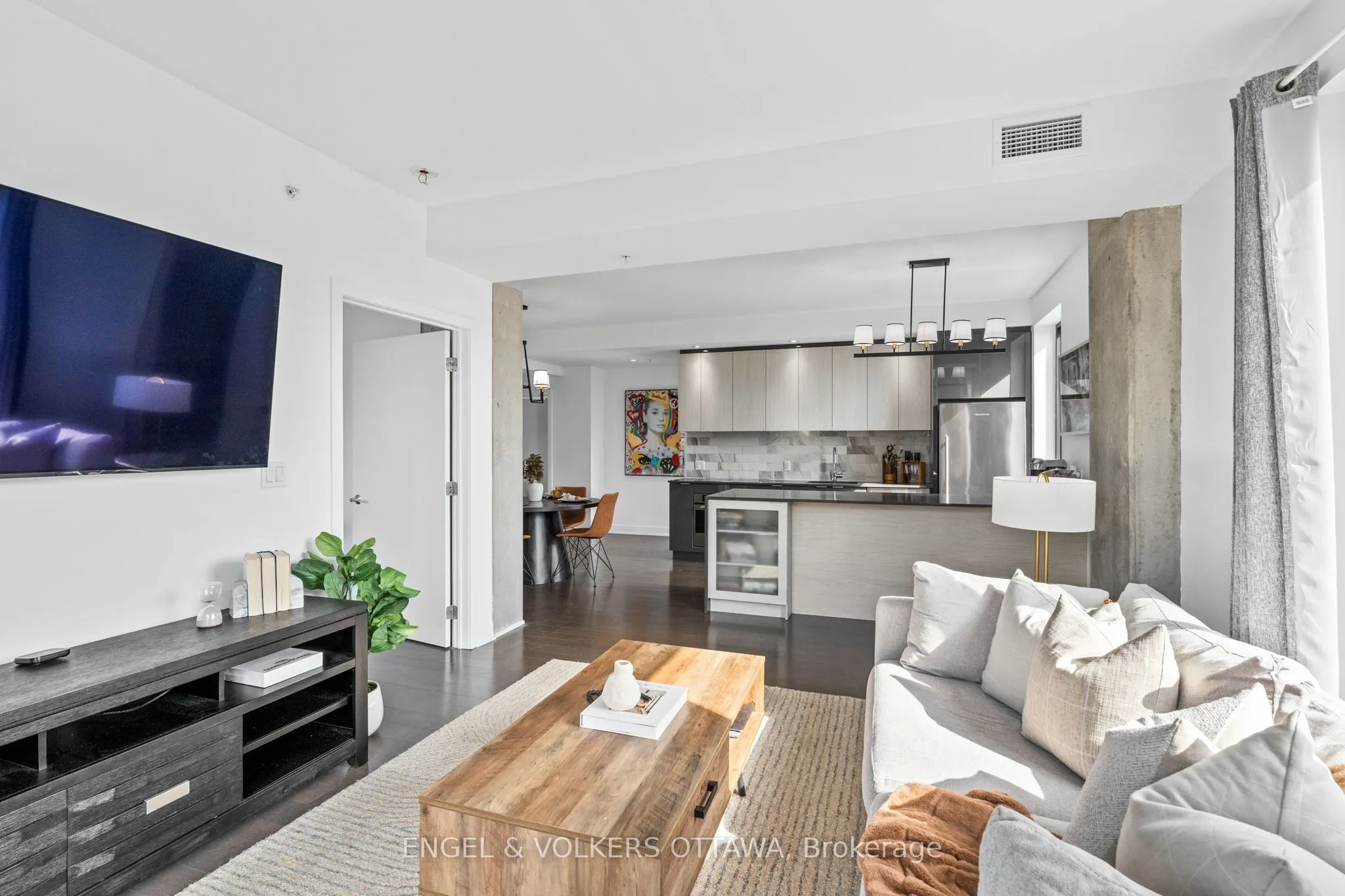 20 DALY Avenue, #1606