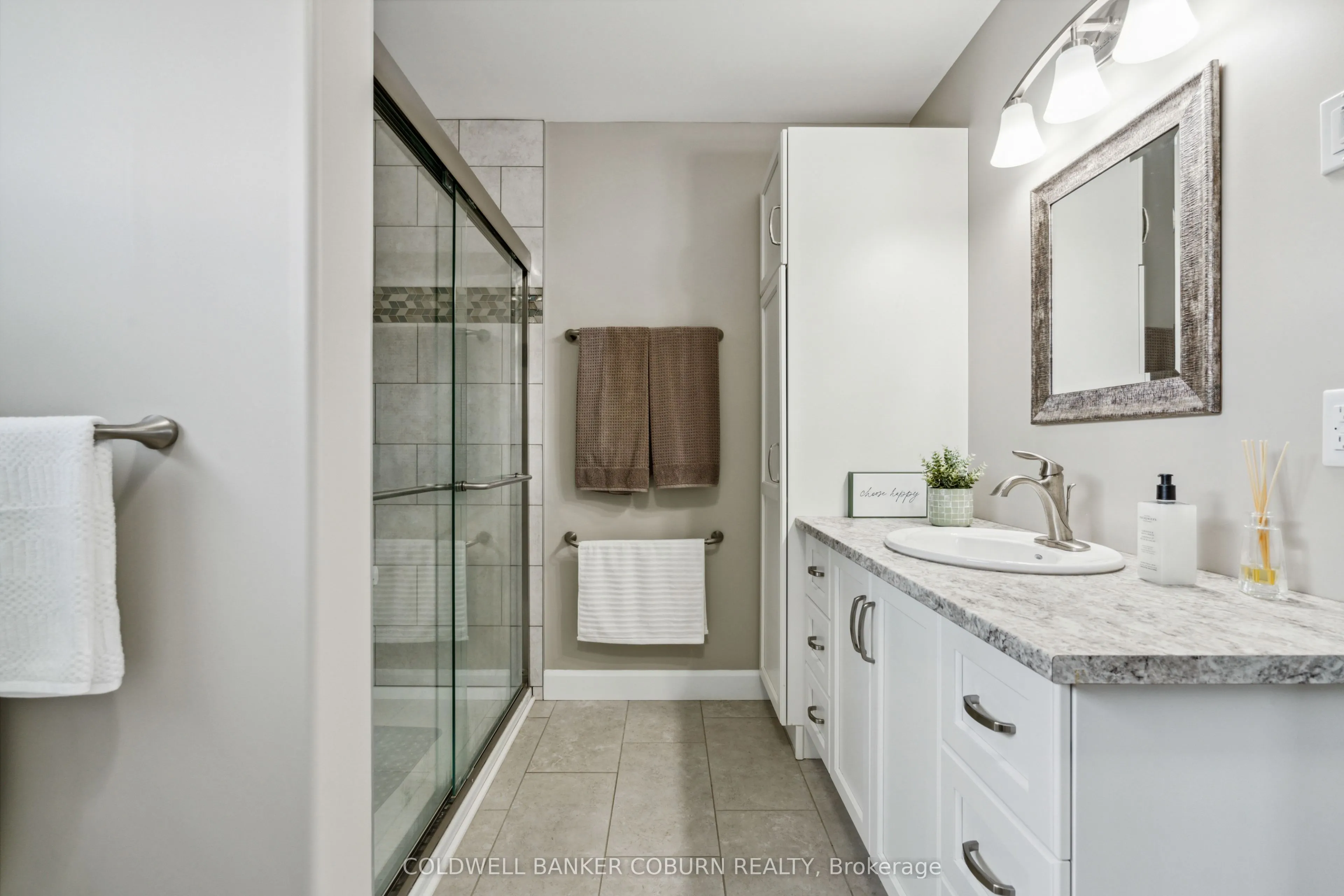 3 Rachelle Crescent