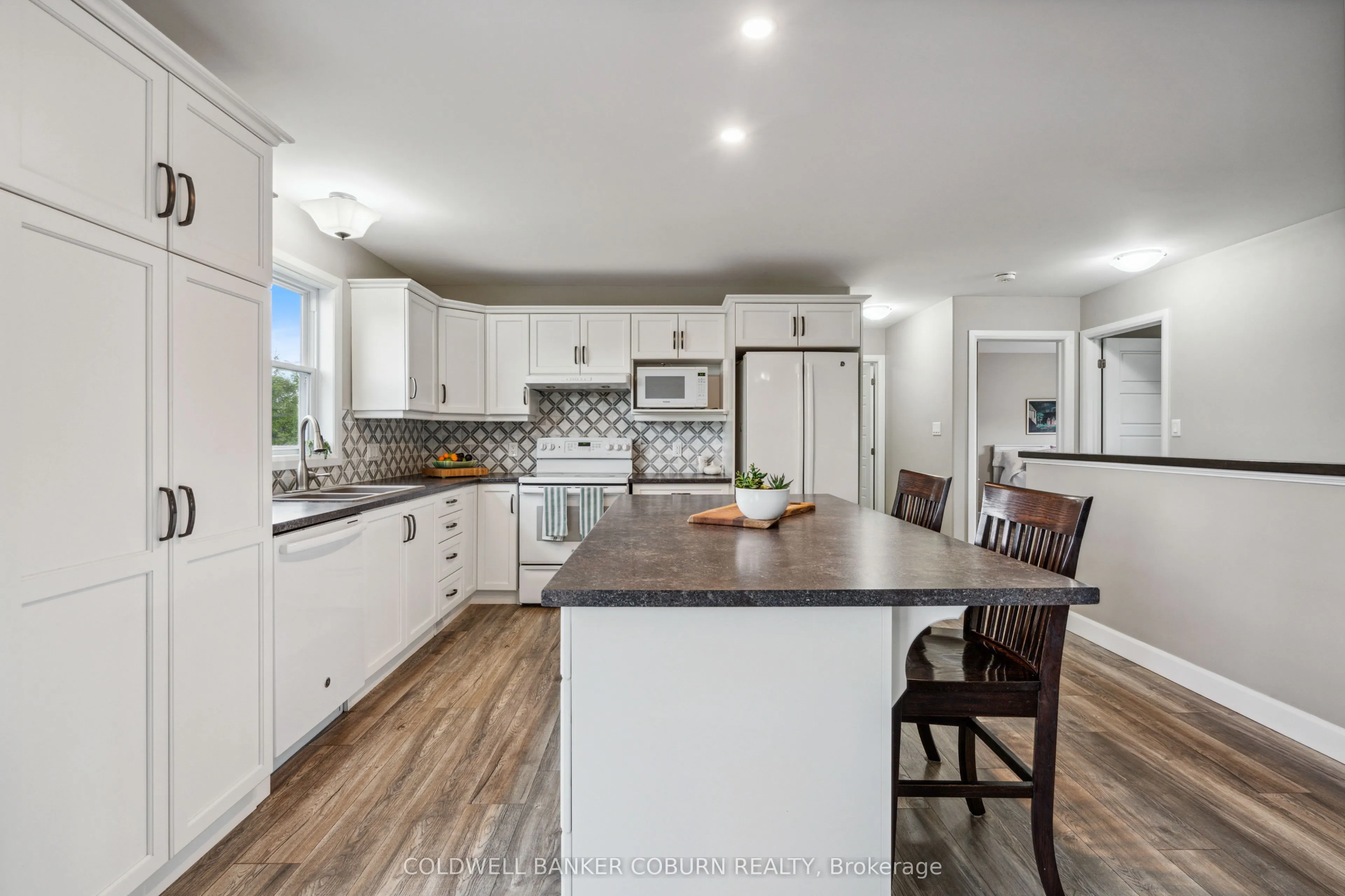 3 Rachelle Crescent