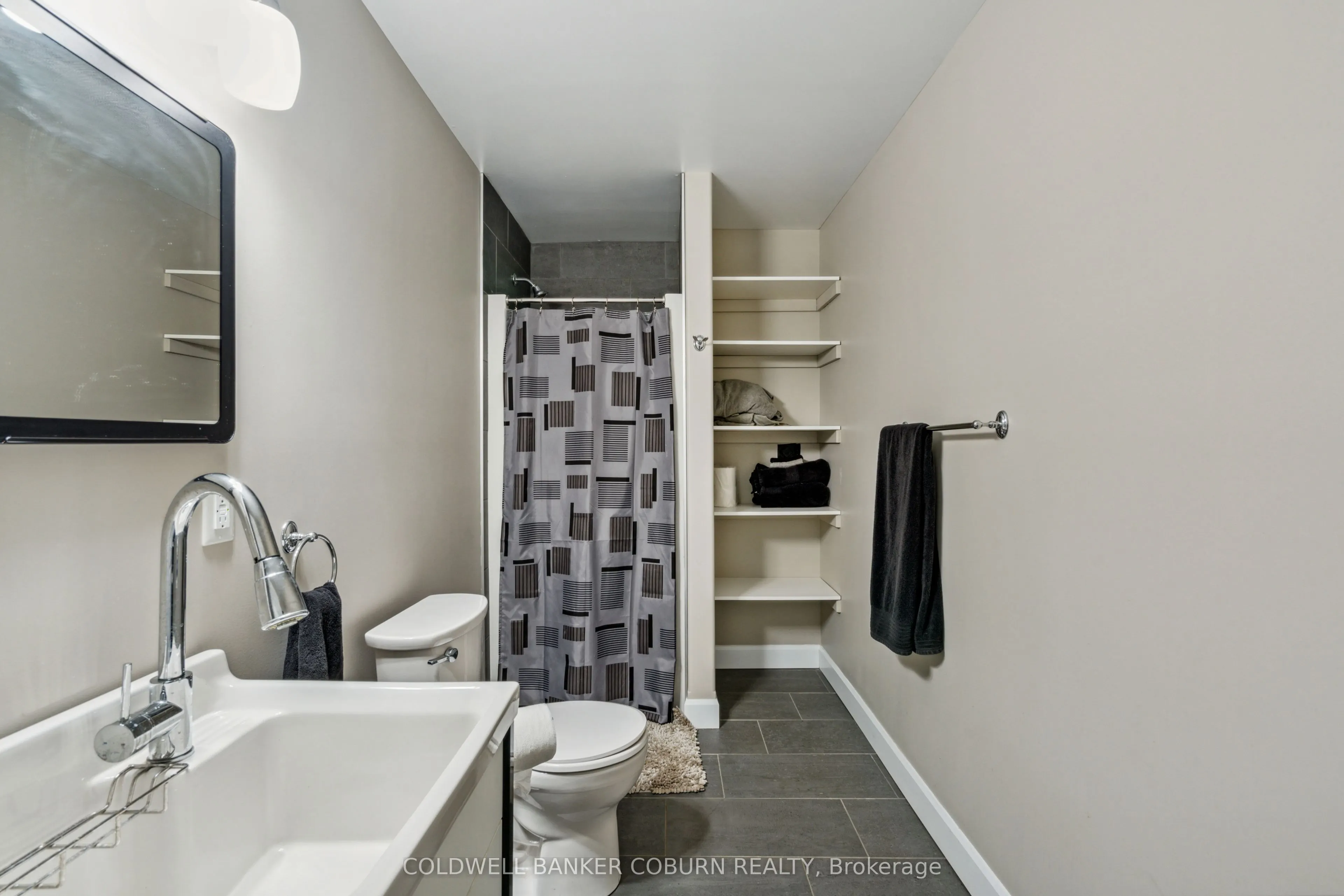 3 Rachelle Crescent