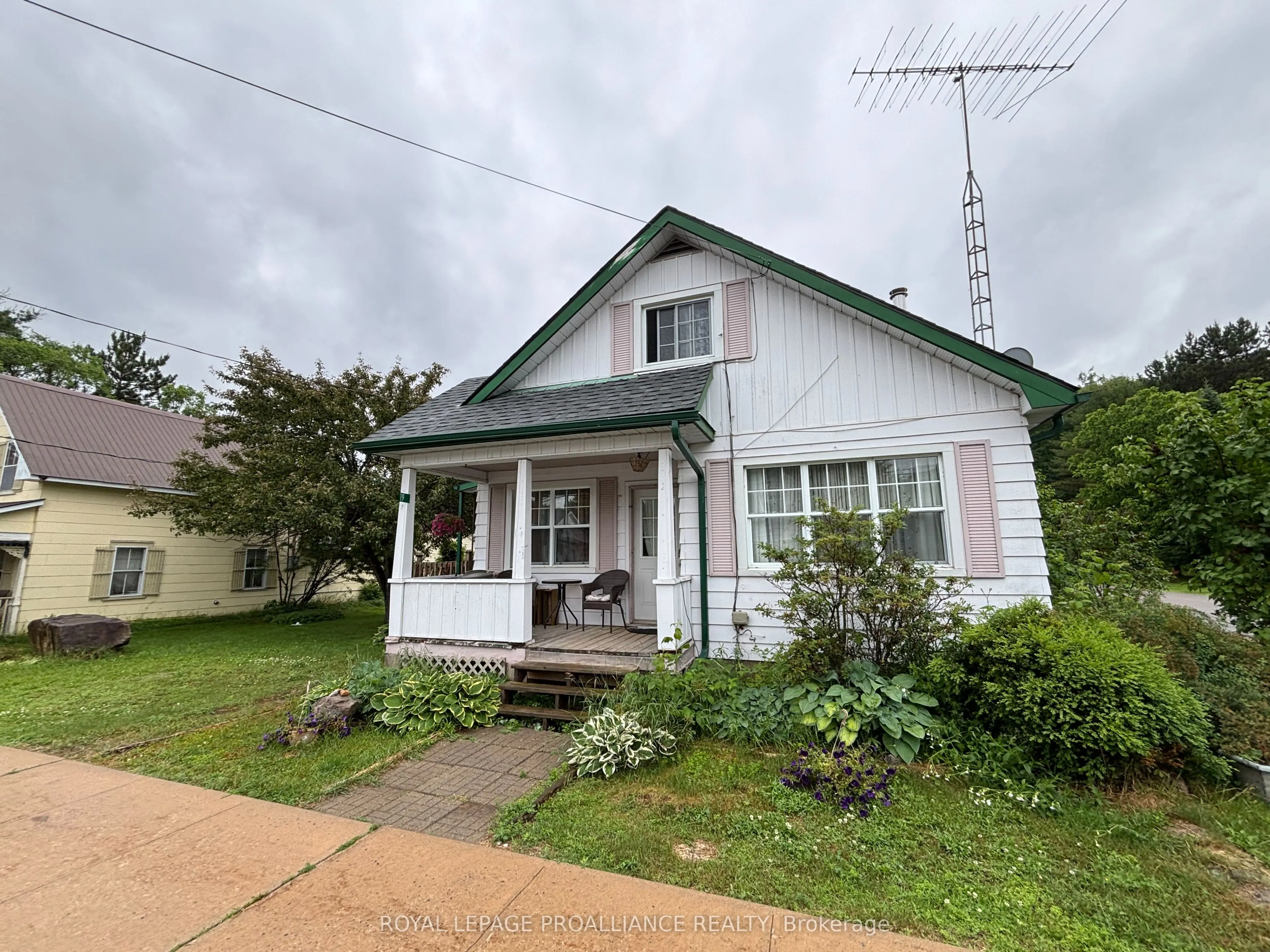 19 Wilno Street