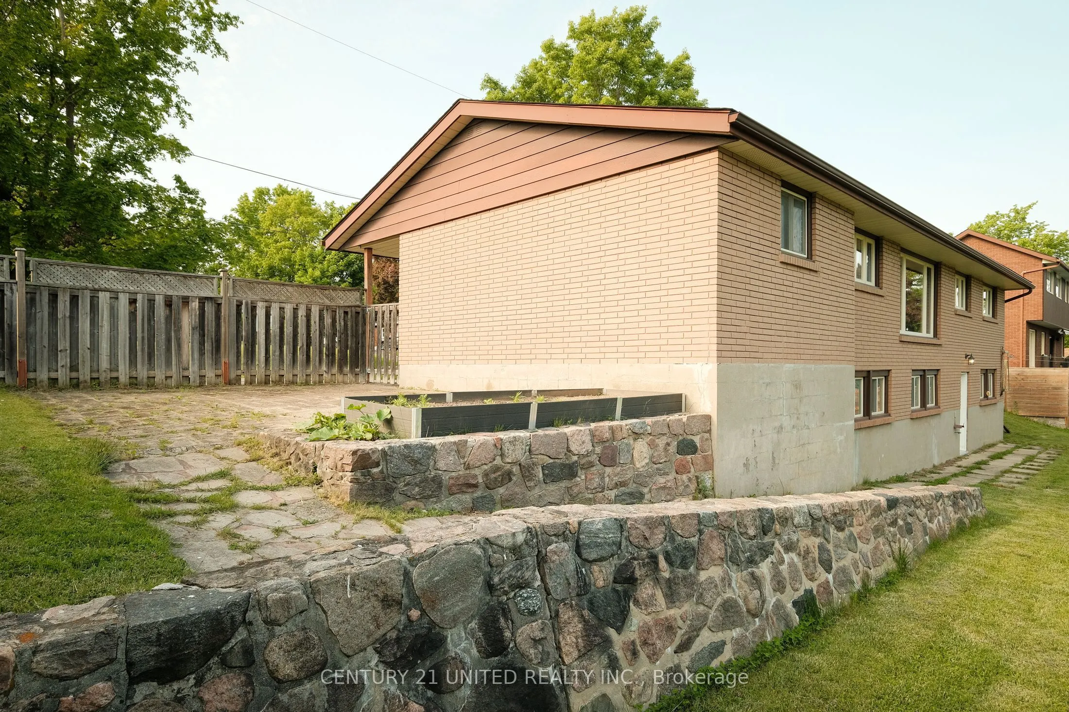 85 Earlwood Drive