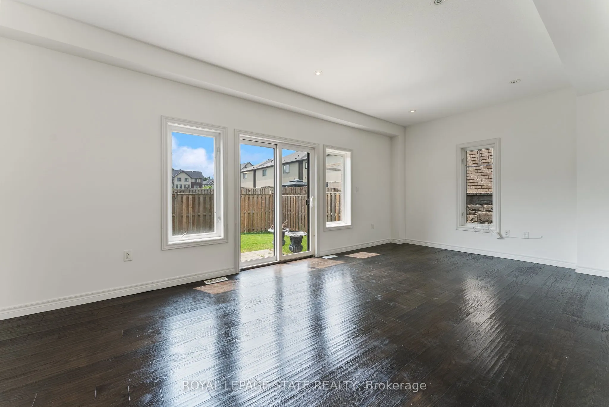 68 Dodman Crescent