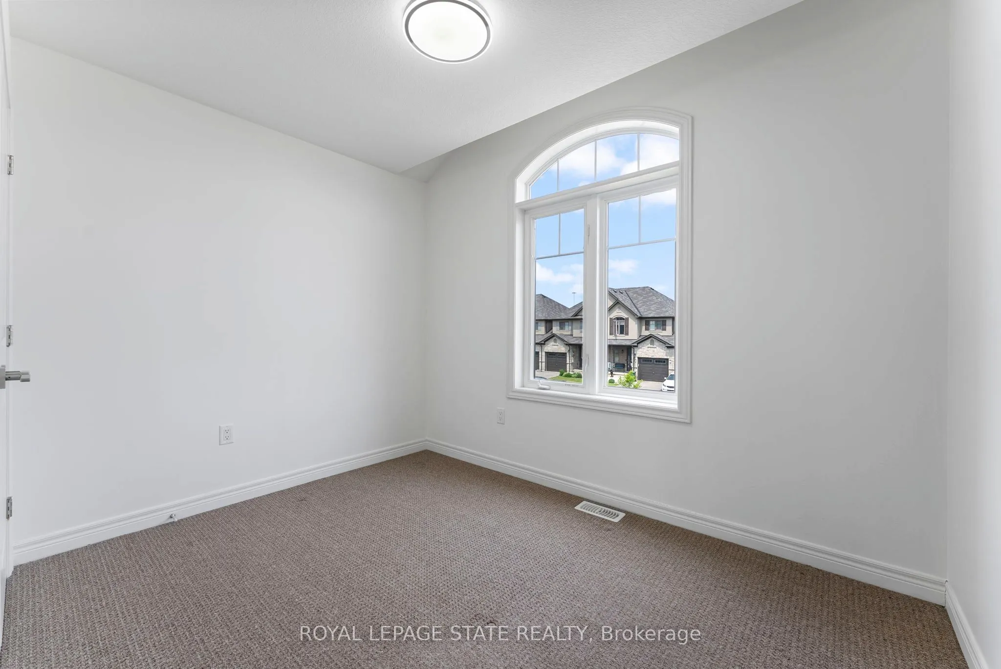 68 Dodman Crescent
