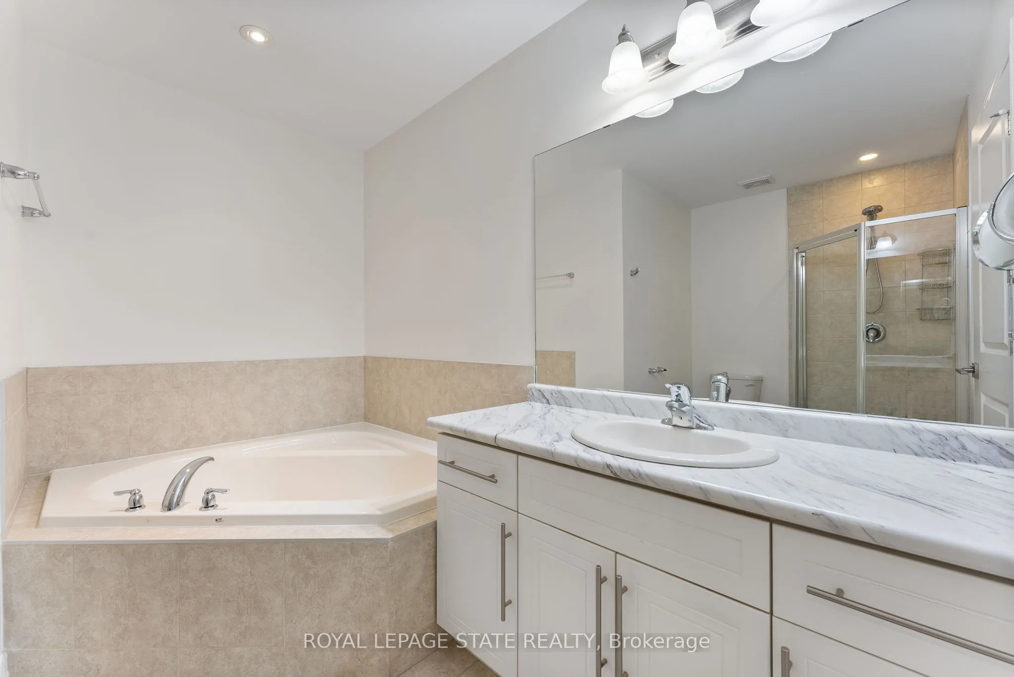 68 Dodman Crescent