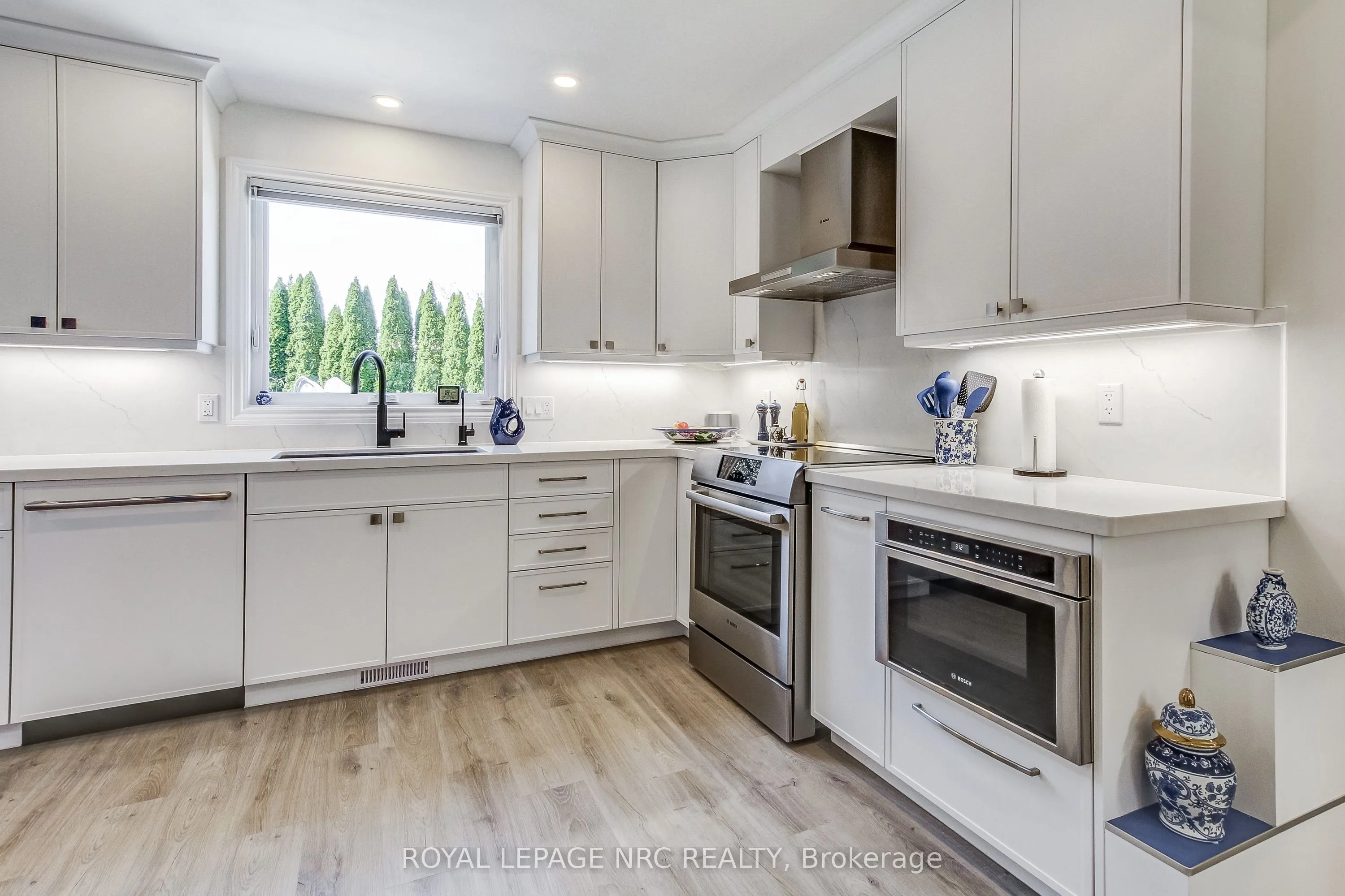 3 LOWER CANADA Drive