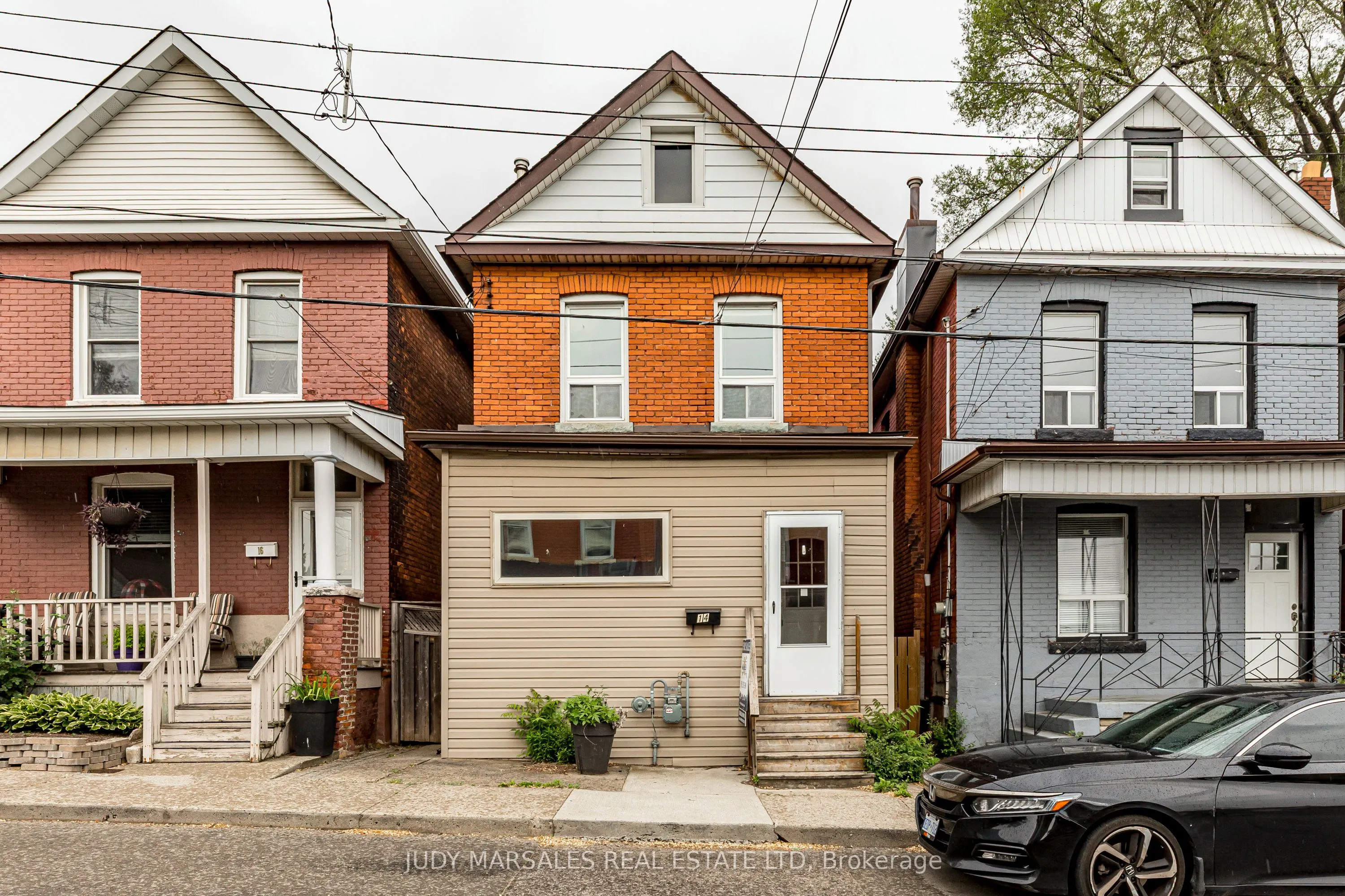 14 Greig Street