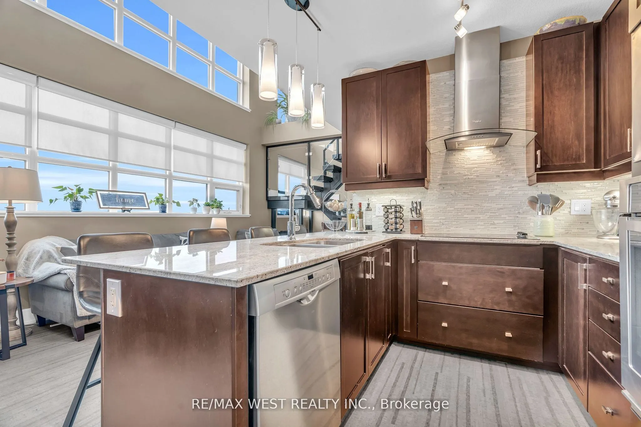 112 Benton Street, #704