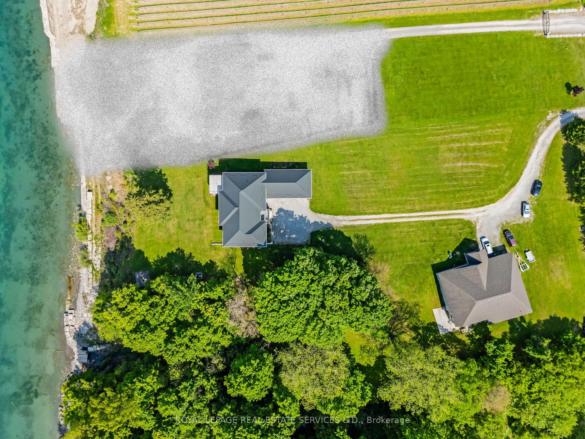 2581 North Service Road