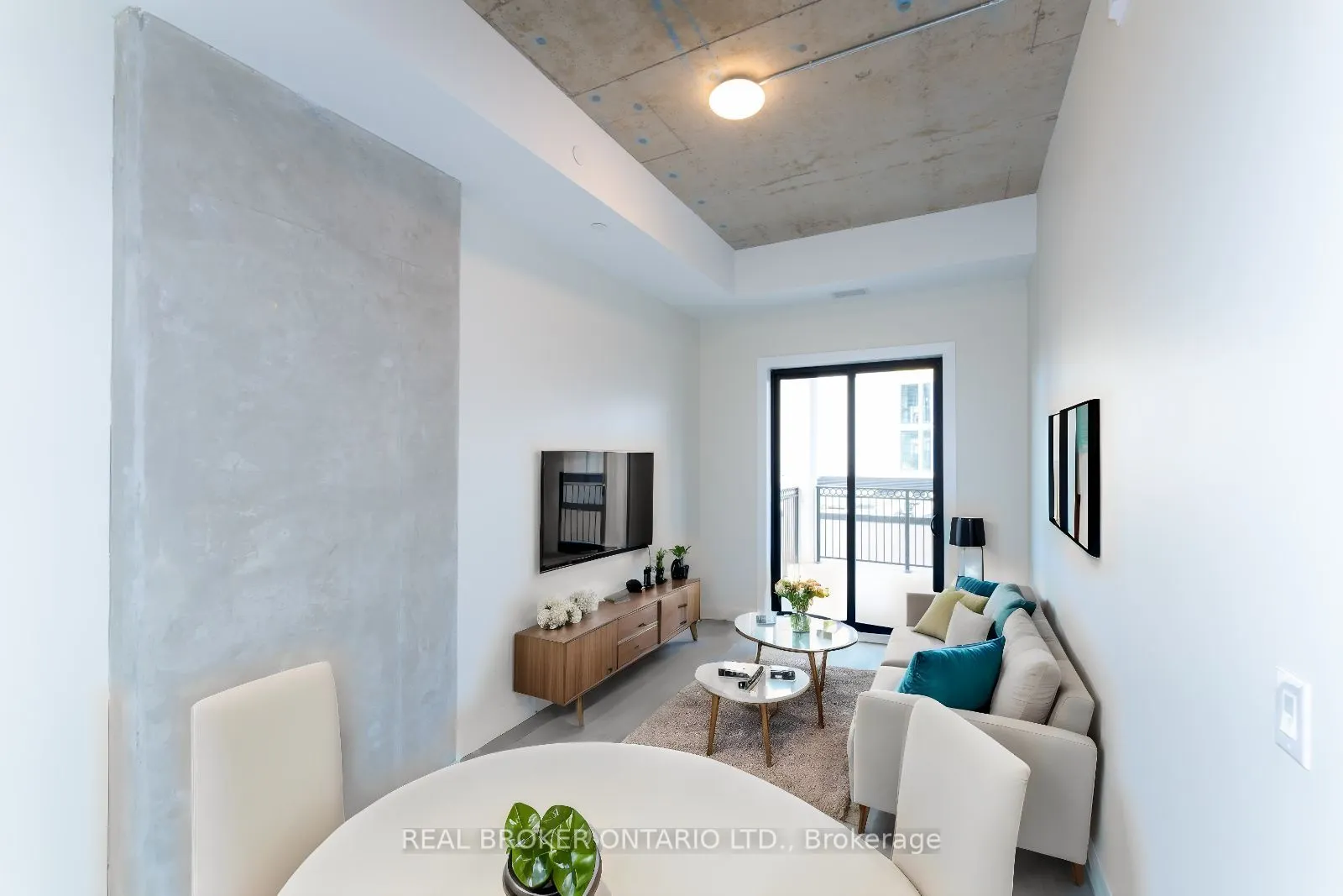 169 James Street S, #505