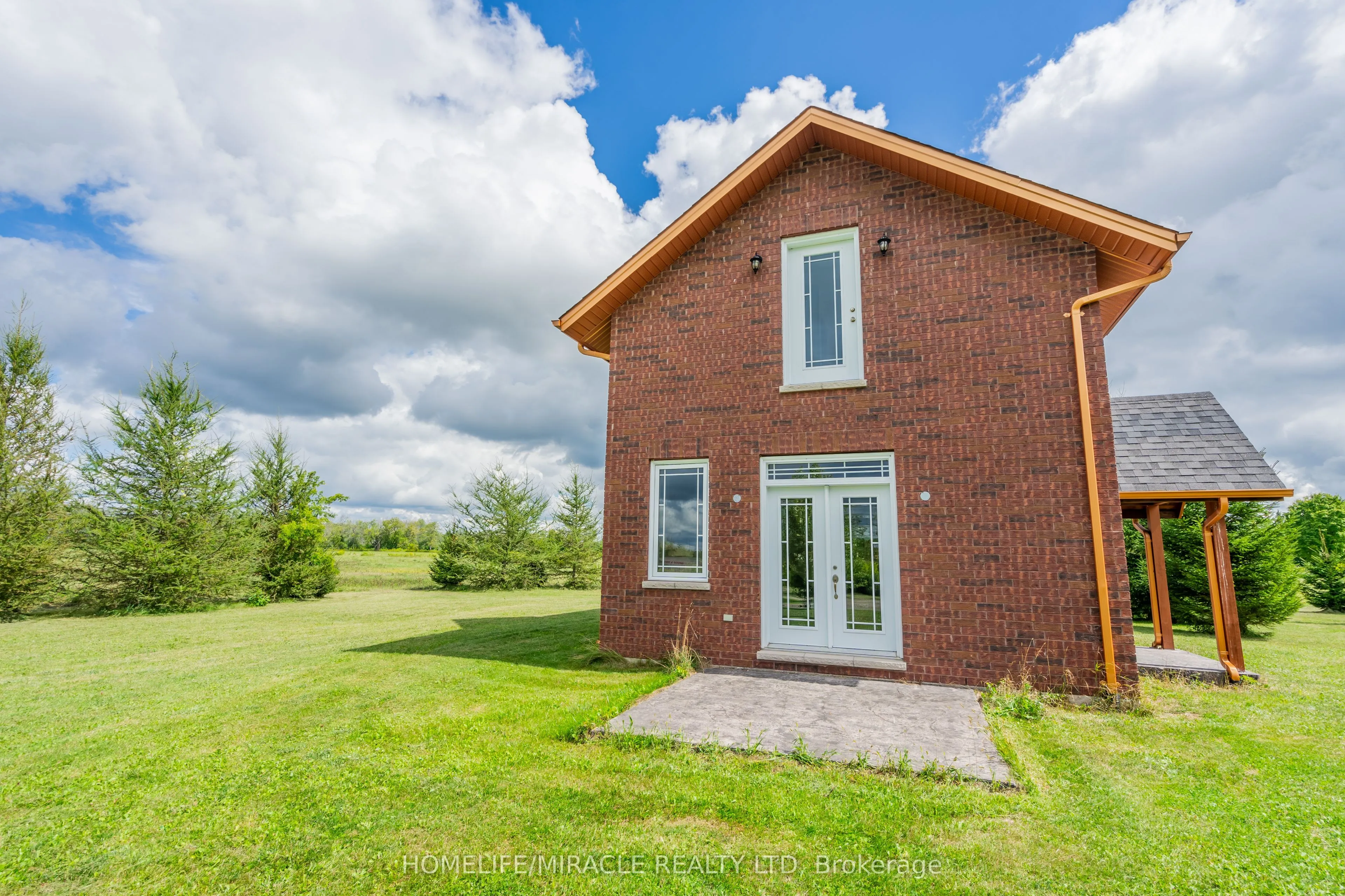 528 Concession Road E, #13