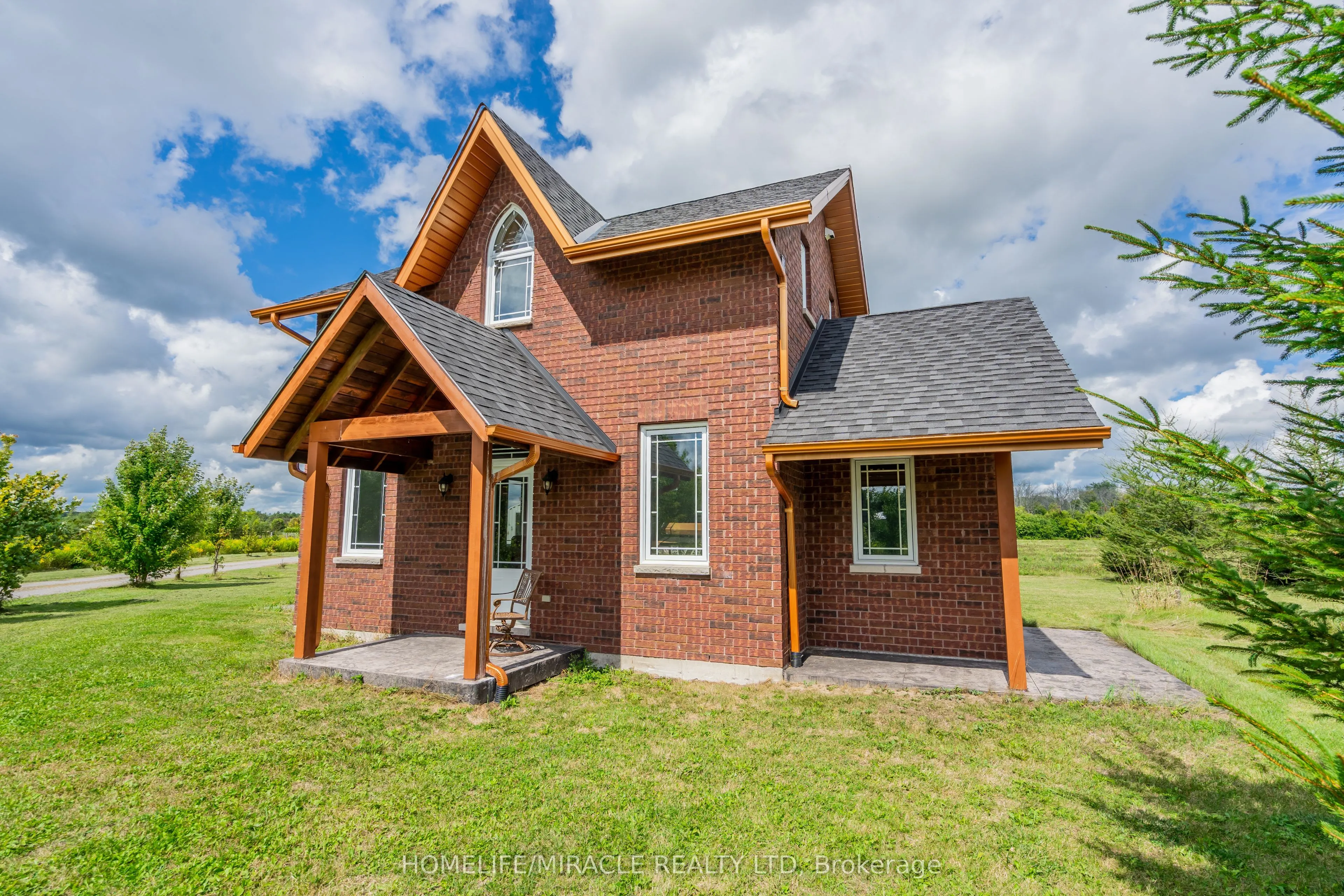 528 Concession Road E, #13