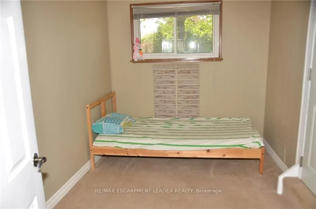 131 Council Crescent, #Basement