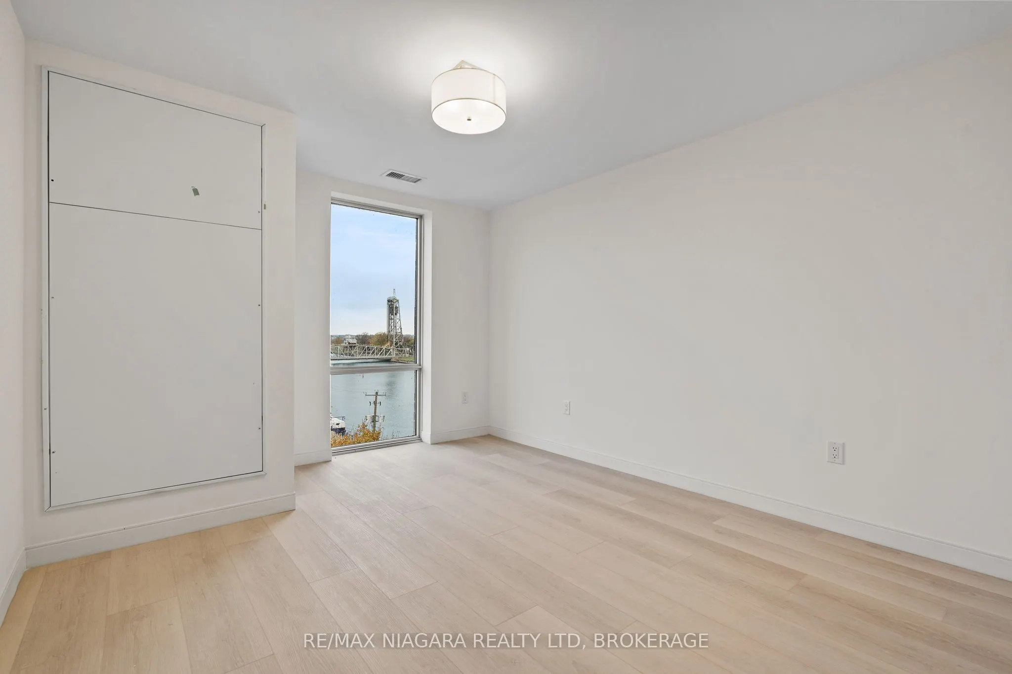 118 West Street, #605