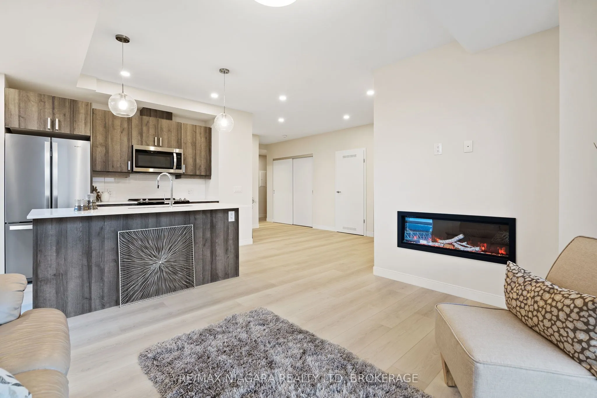 118 West Street, #605
