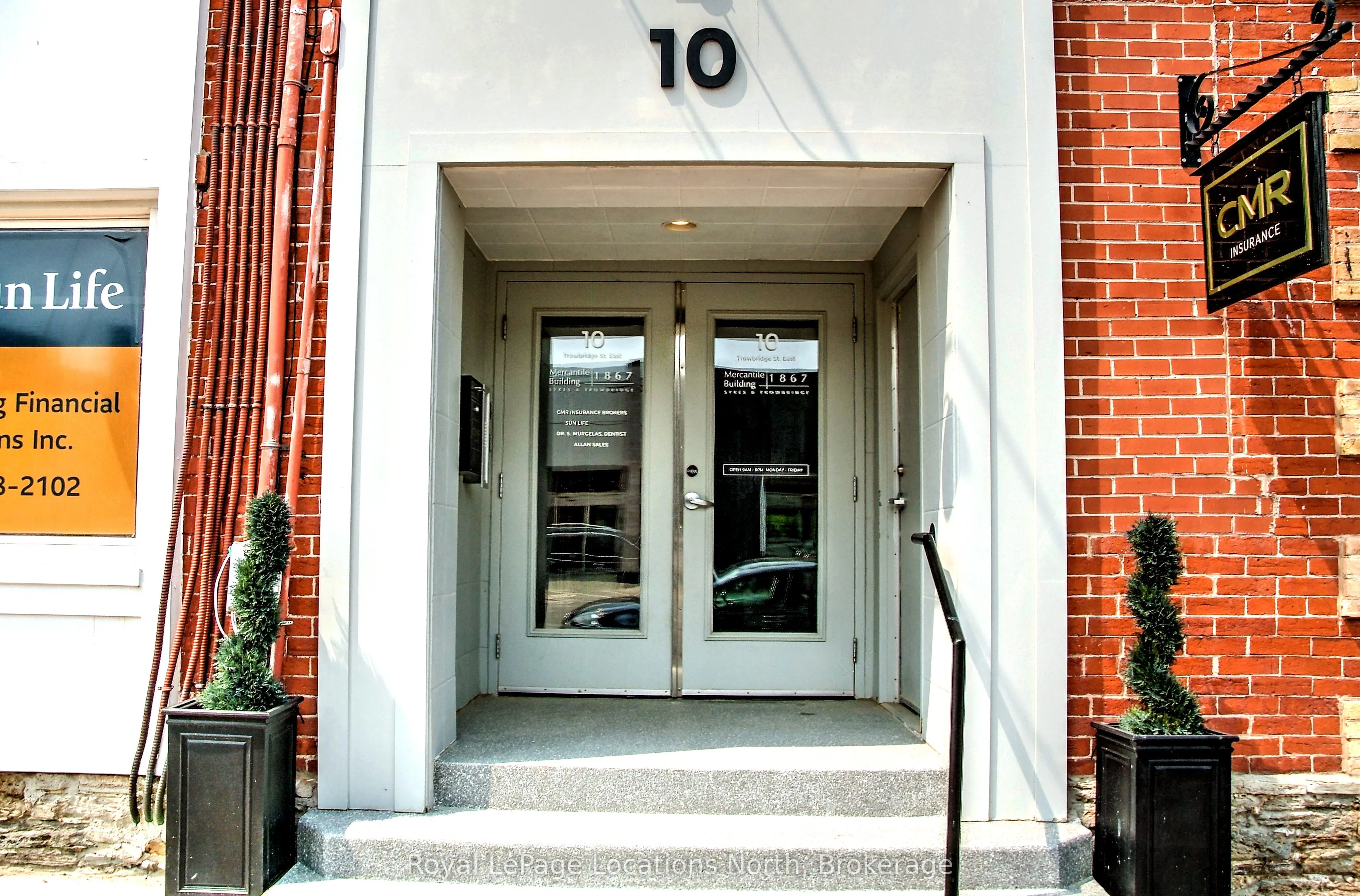 10 Trowbridge Street E, #302