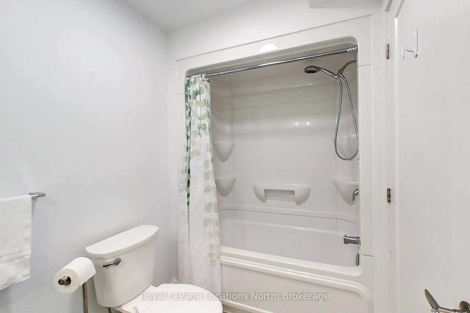 10 Trowbridge Street E, #302