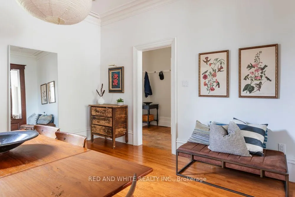 115 Locke Street N