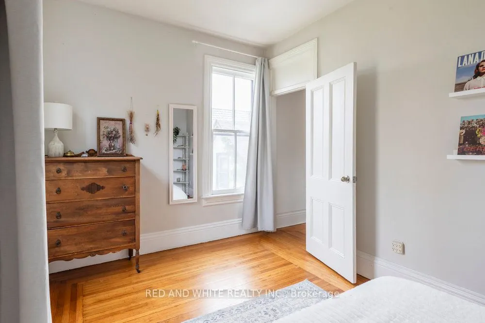 115 Locke Street N