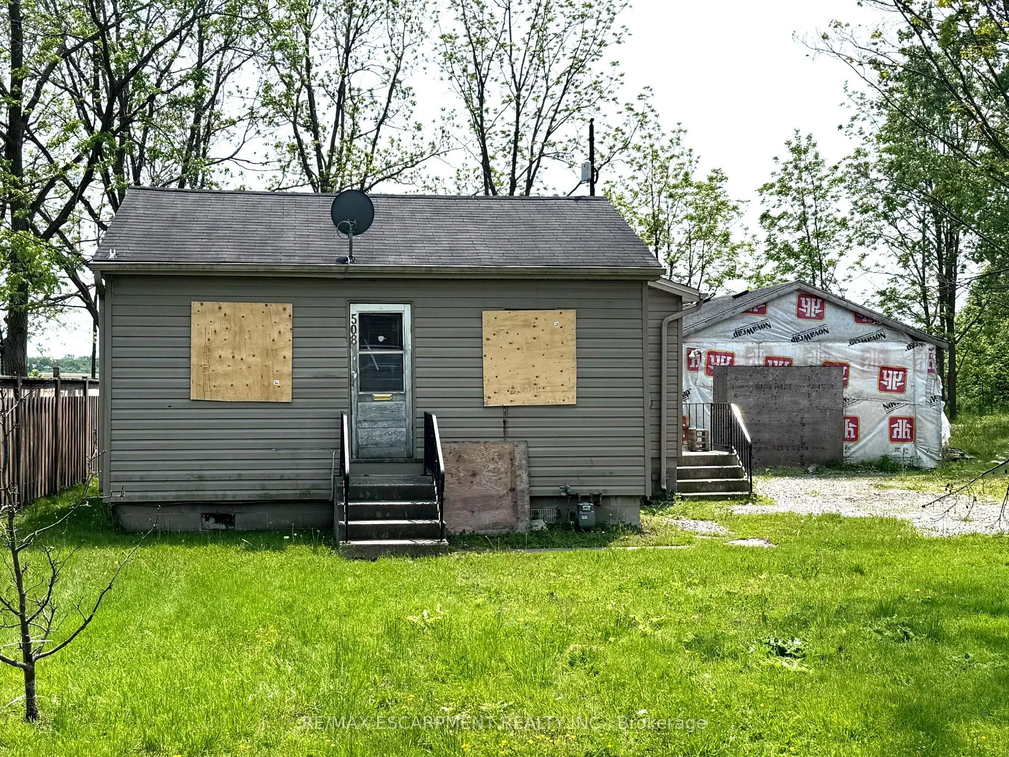 508 Main Street E