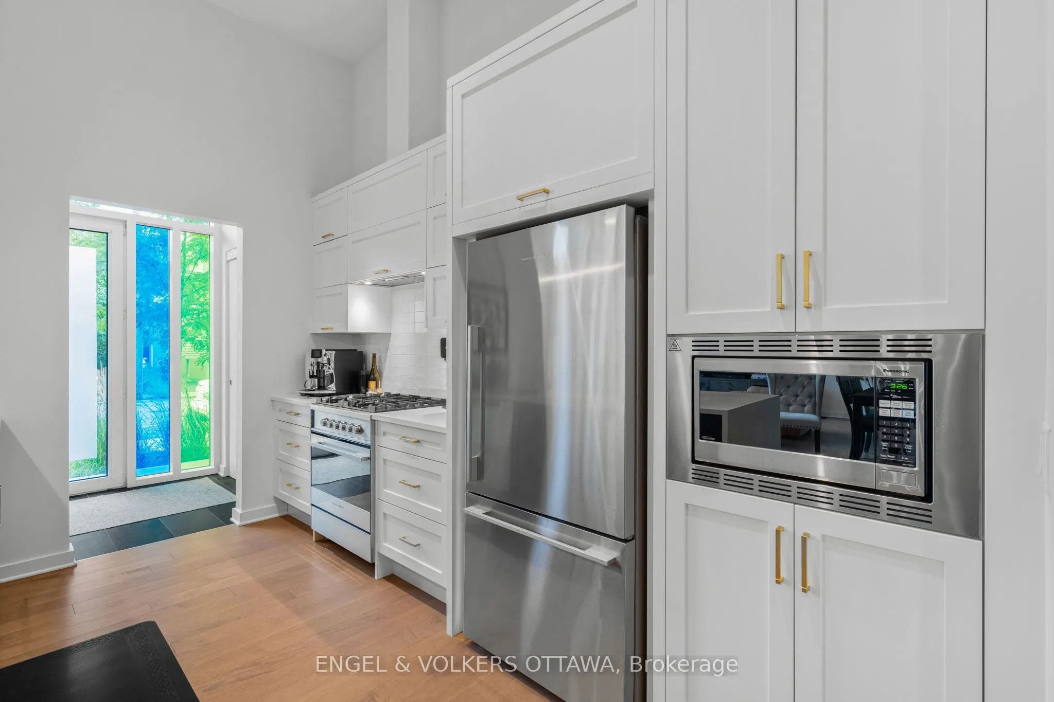 135 Barrette Street, #103