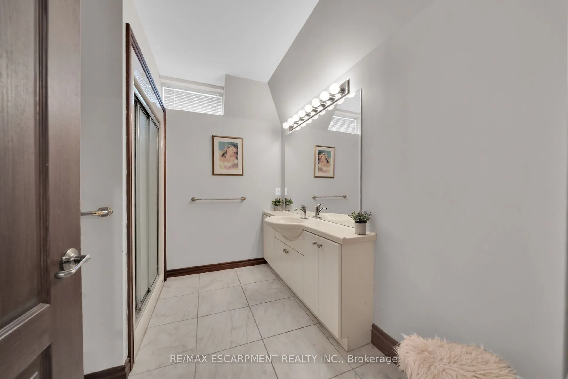117 Christopher Drive