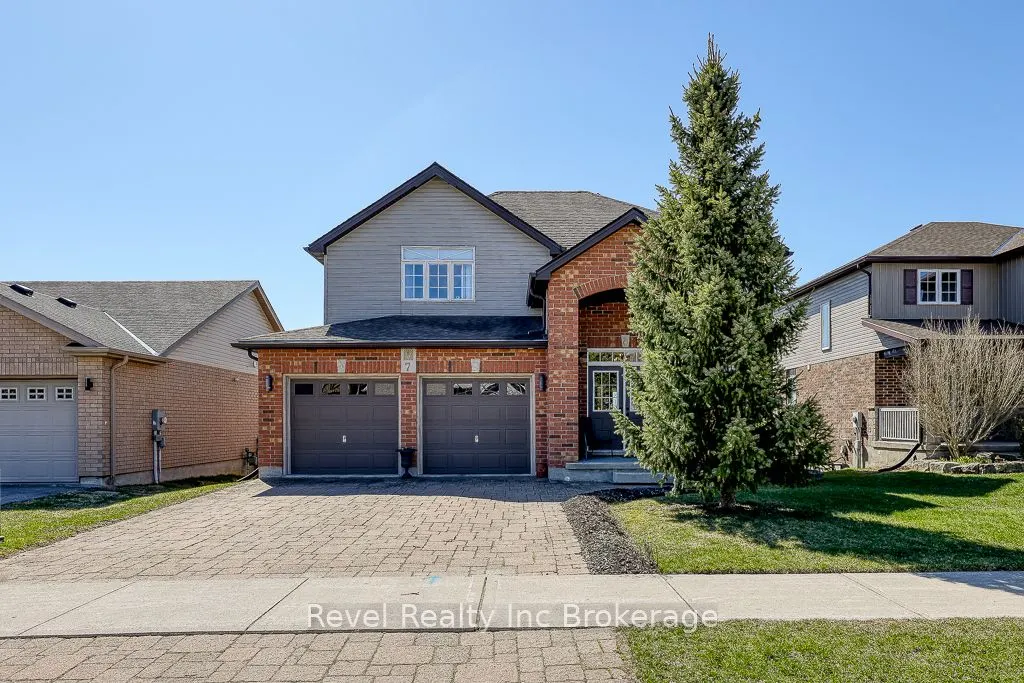 7 Woodhatch Crescent
