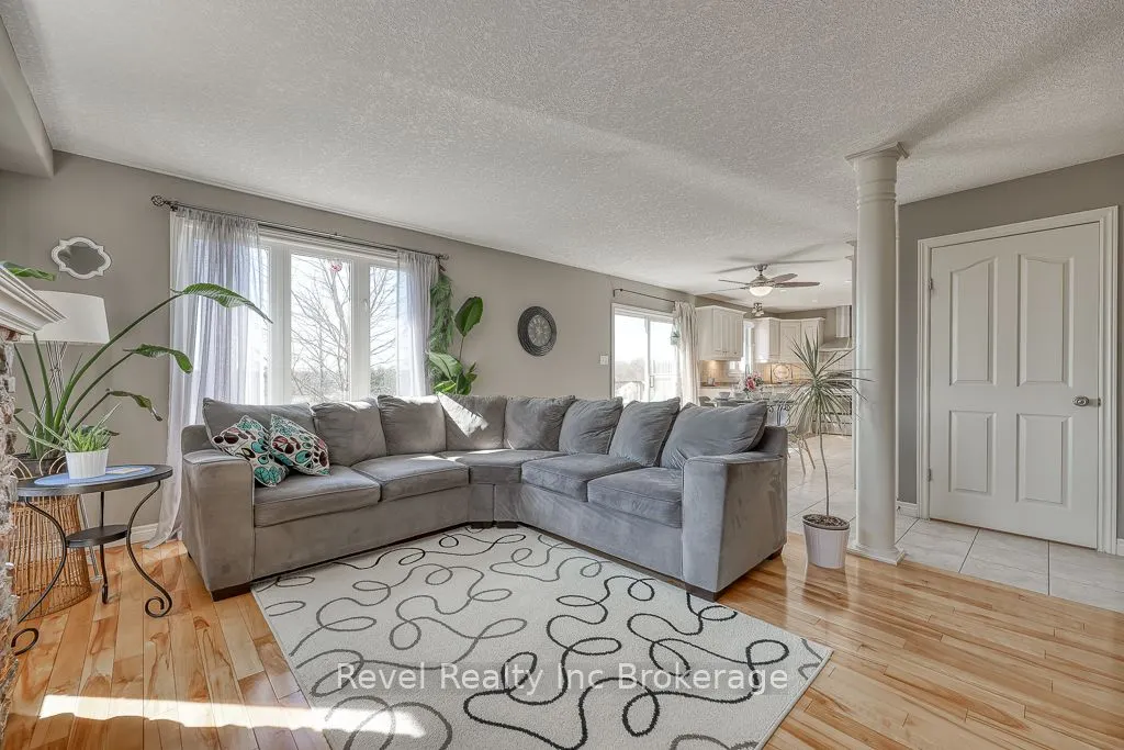 7 Woodhatch Crescent
