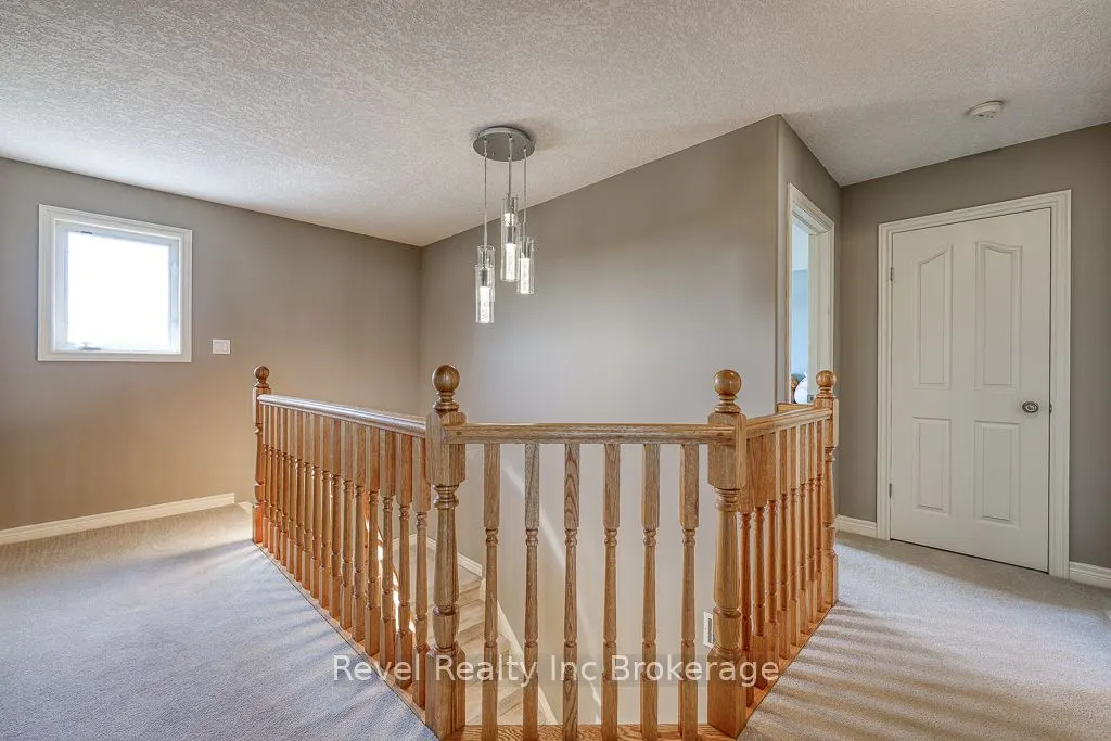 7 Woodhatch Crescent