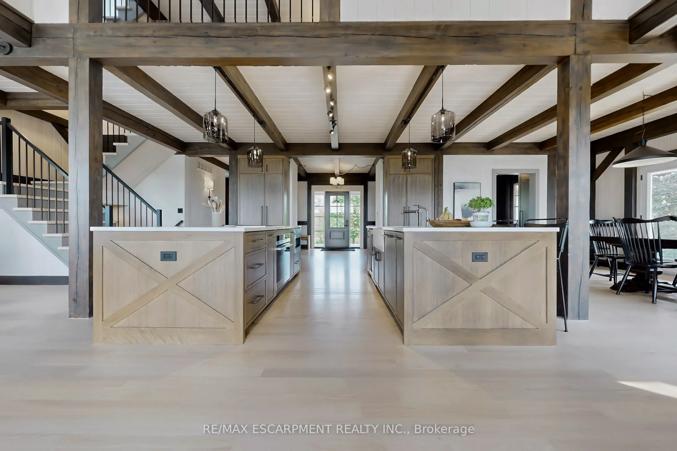485 Concession 5 Road E