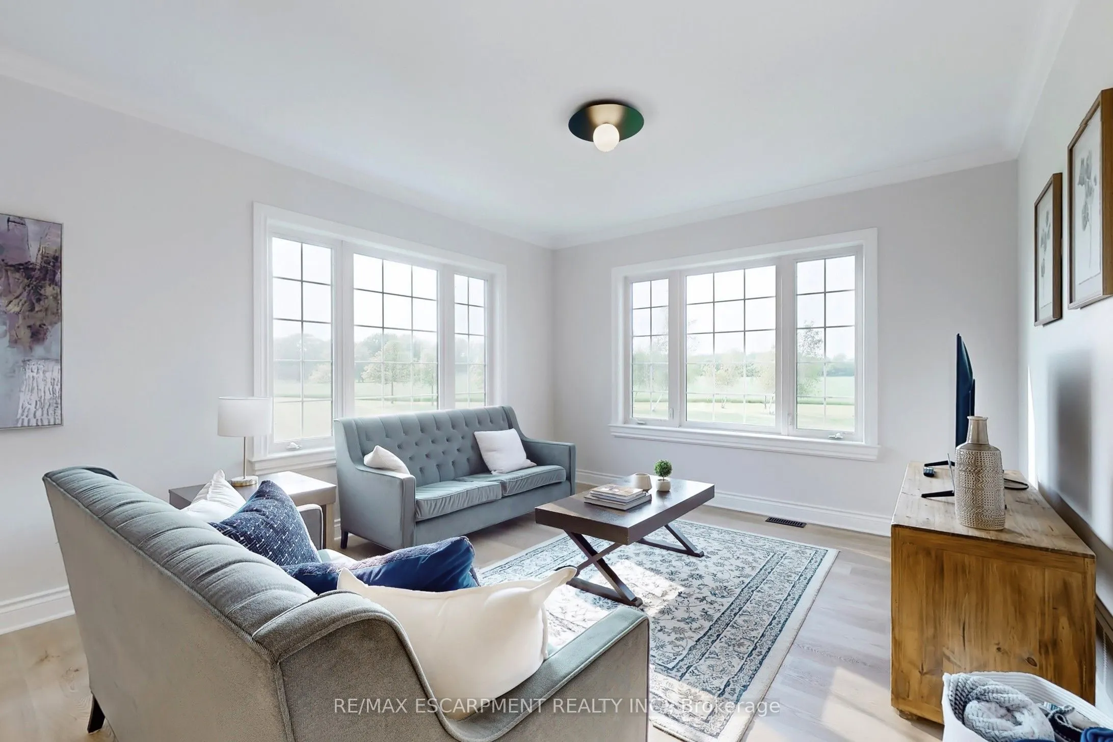 485 Concession 5 Road E