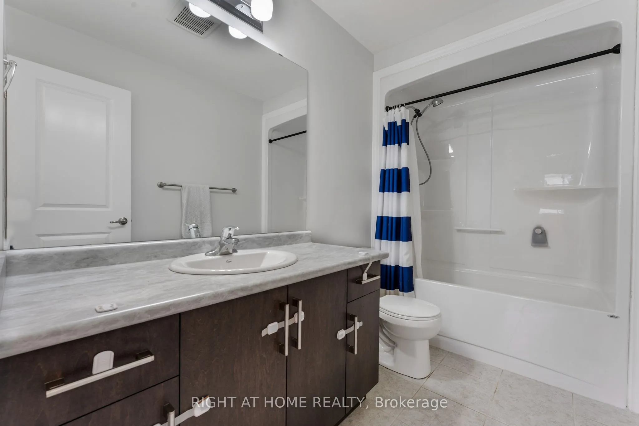 340 Prospect Point Road N #6