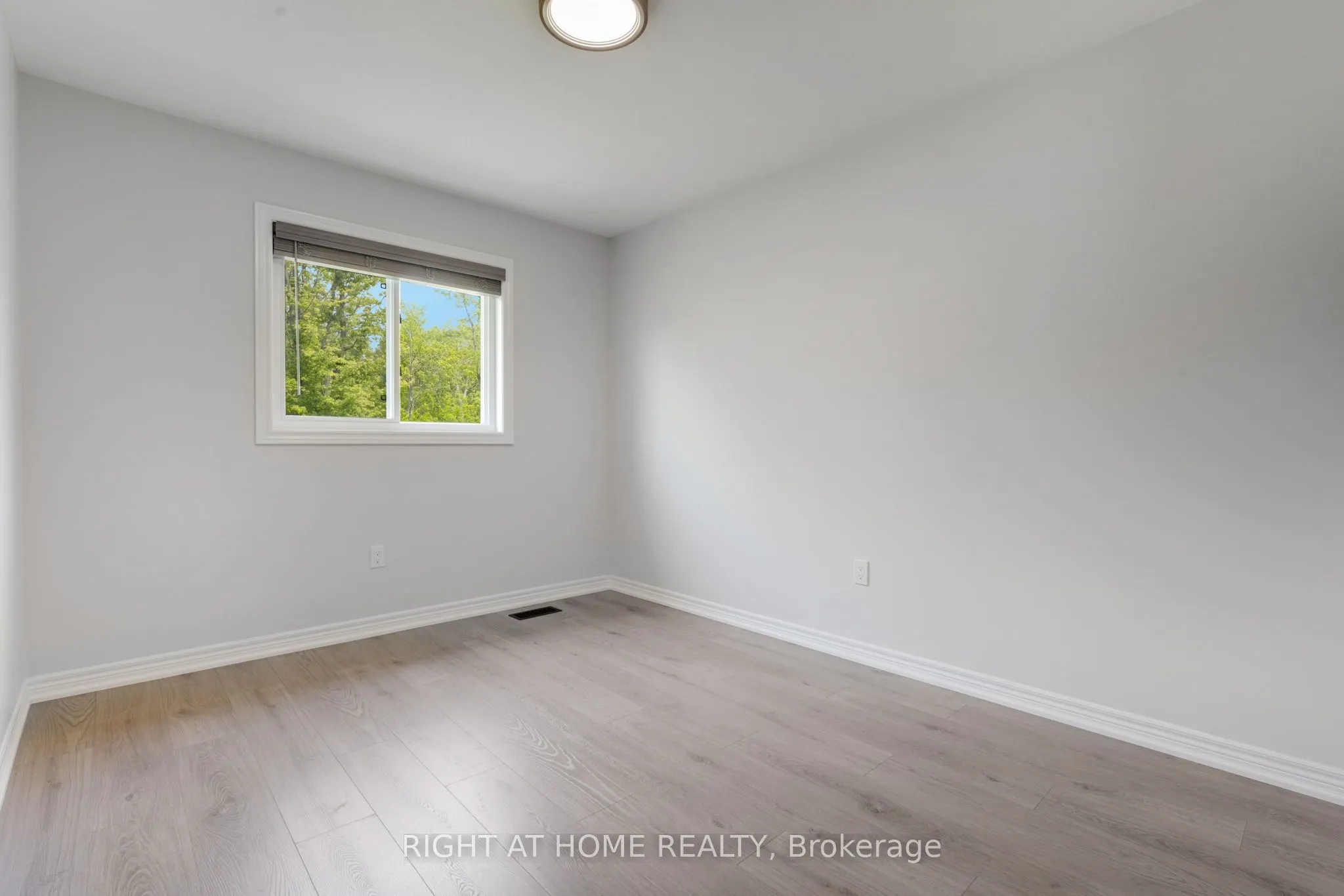 340 Prospect Point Road N #6