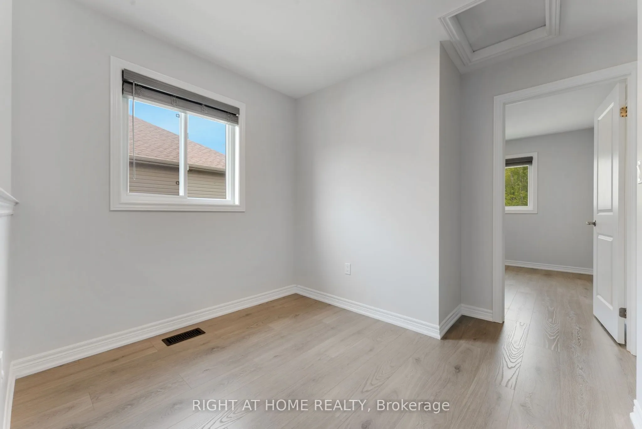 340 Prospect Point Road N #6