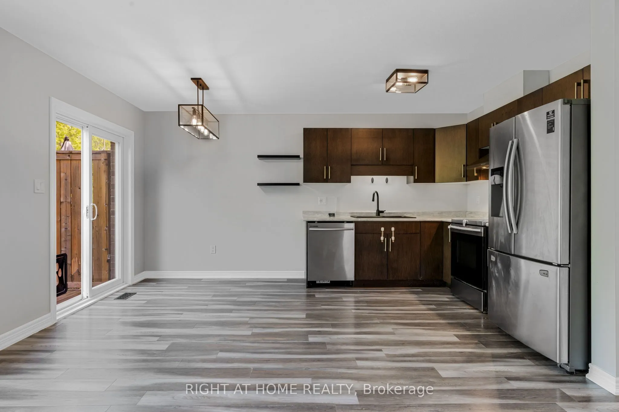 340 Prospect Point Road N #6