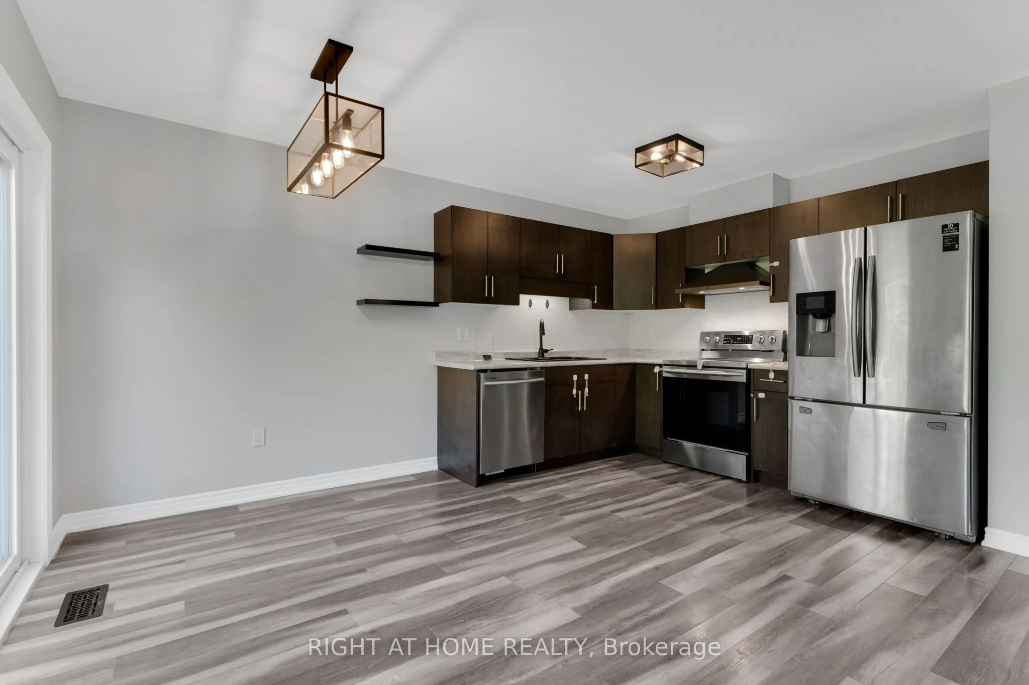 340 Prospect Point Road N #6