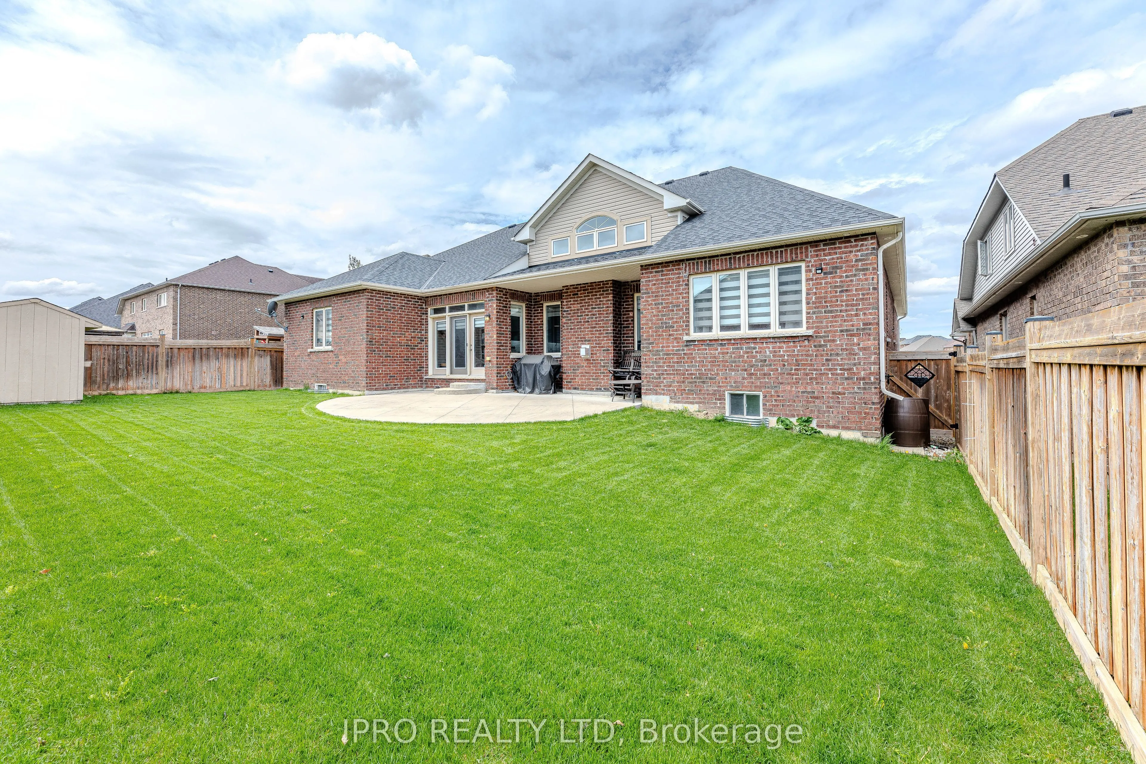 22 Stonegate Avenue