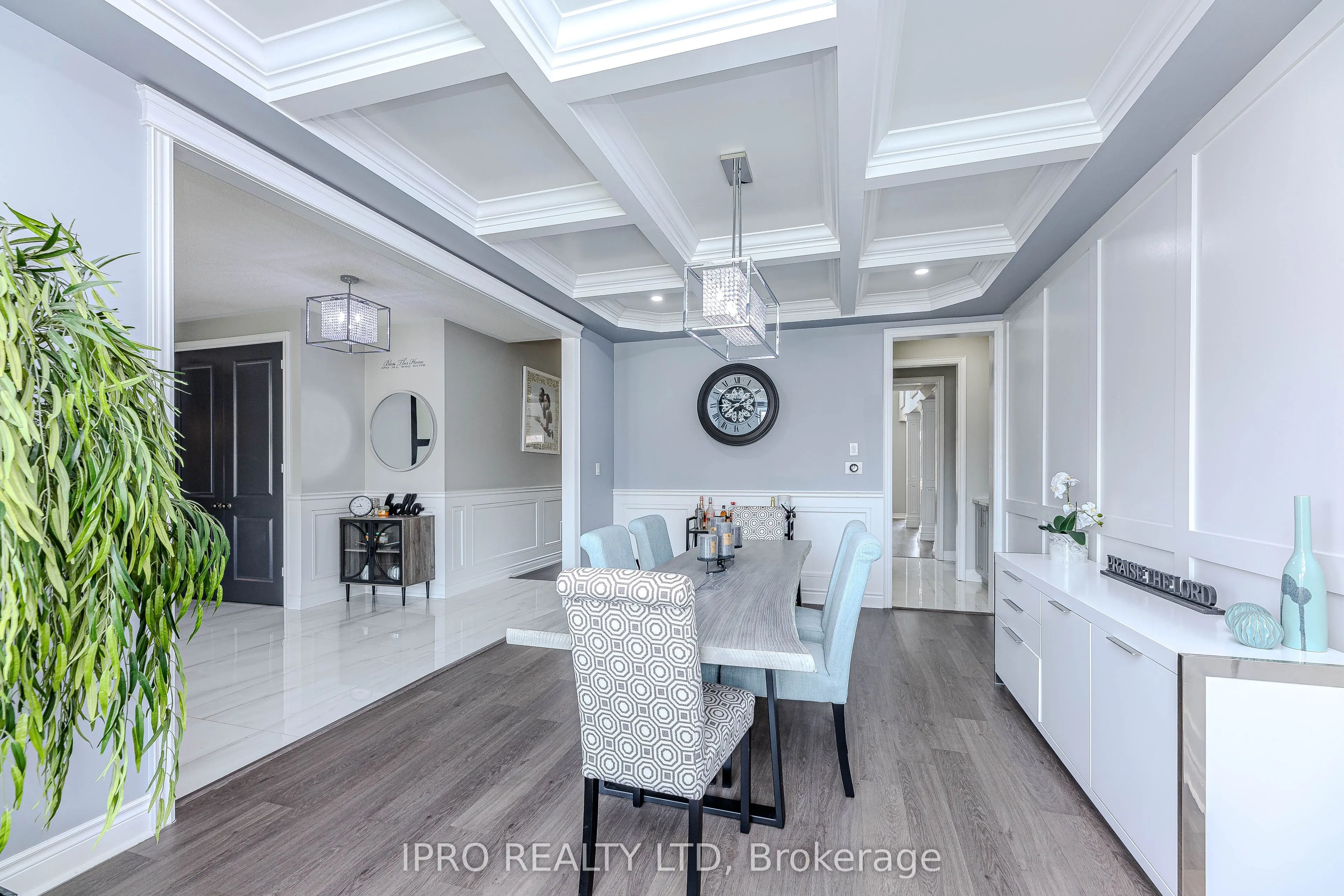 22 Stonegate Avenue
