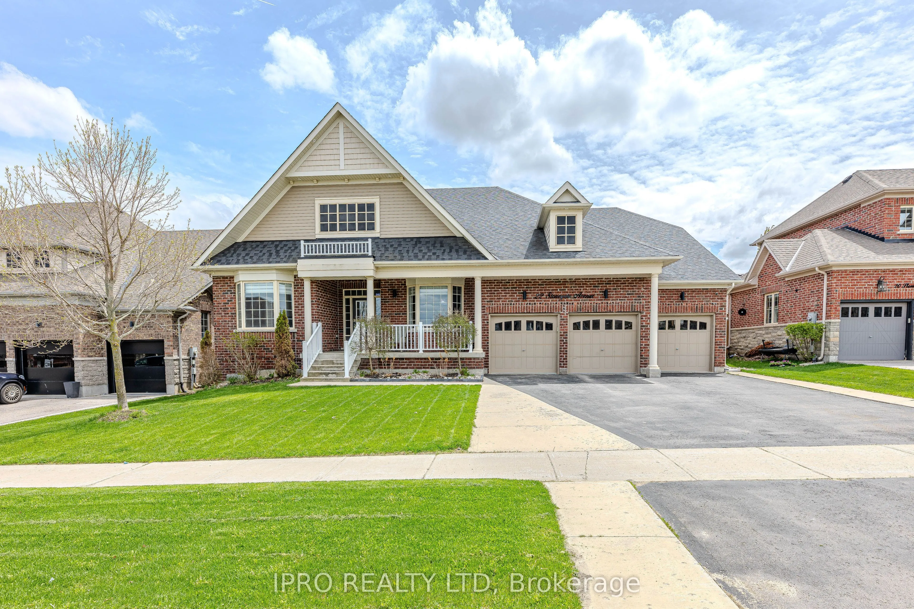 22 Stonegate Avenue