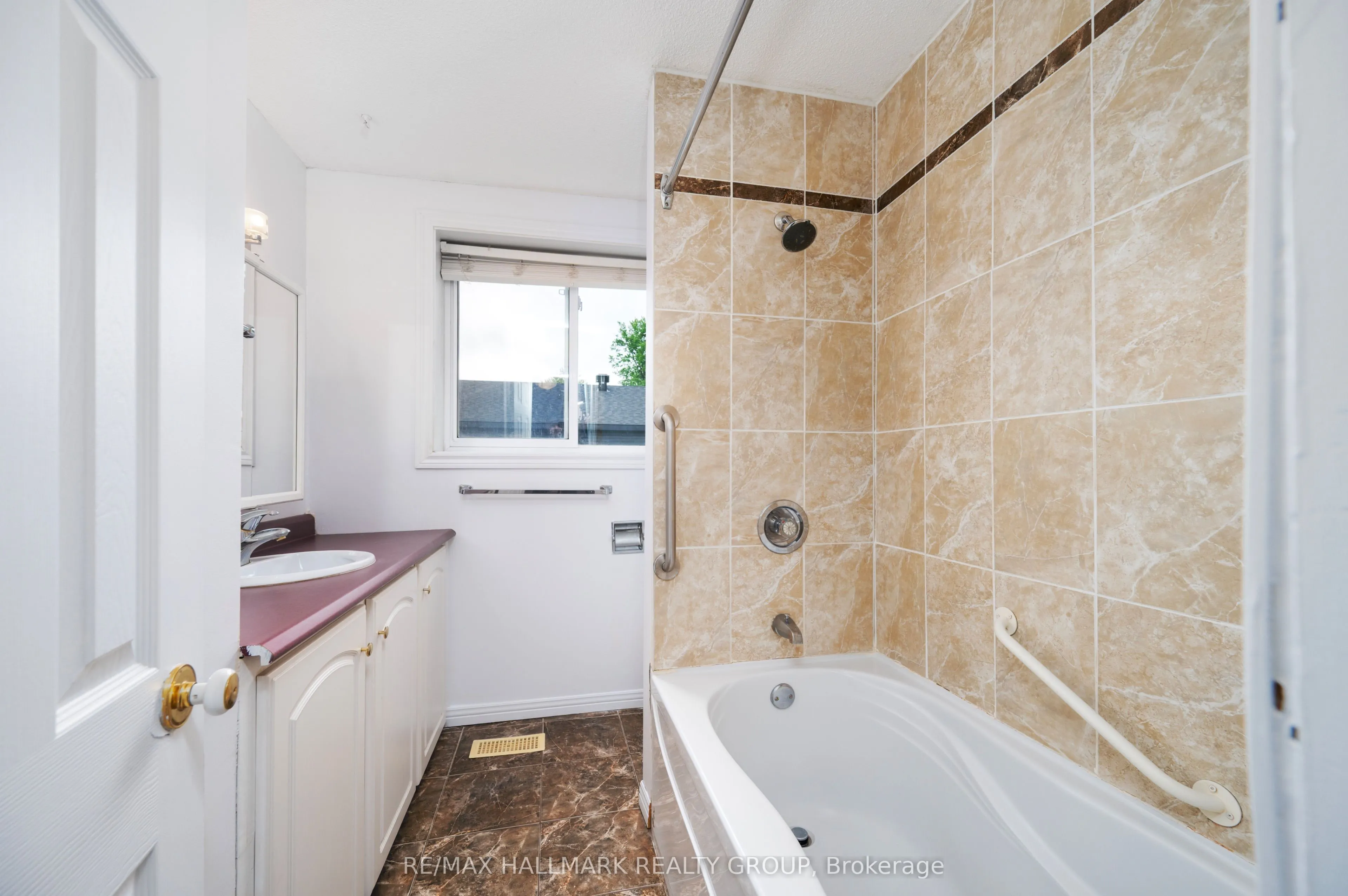 412 Montreal Road
