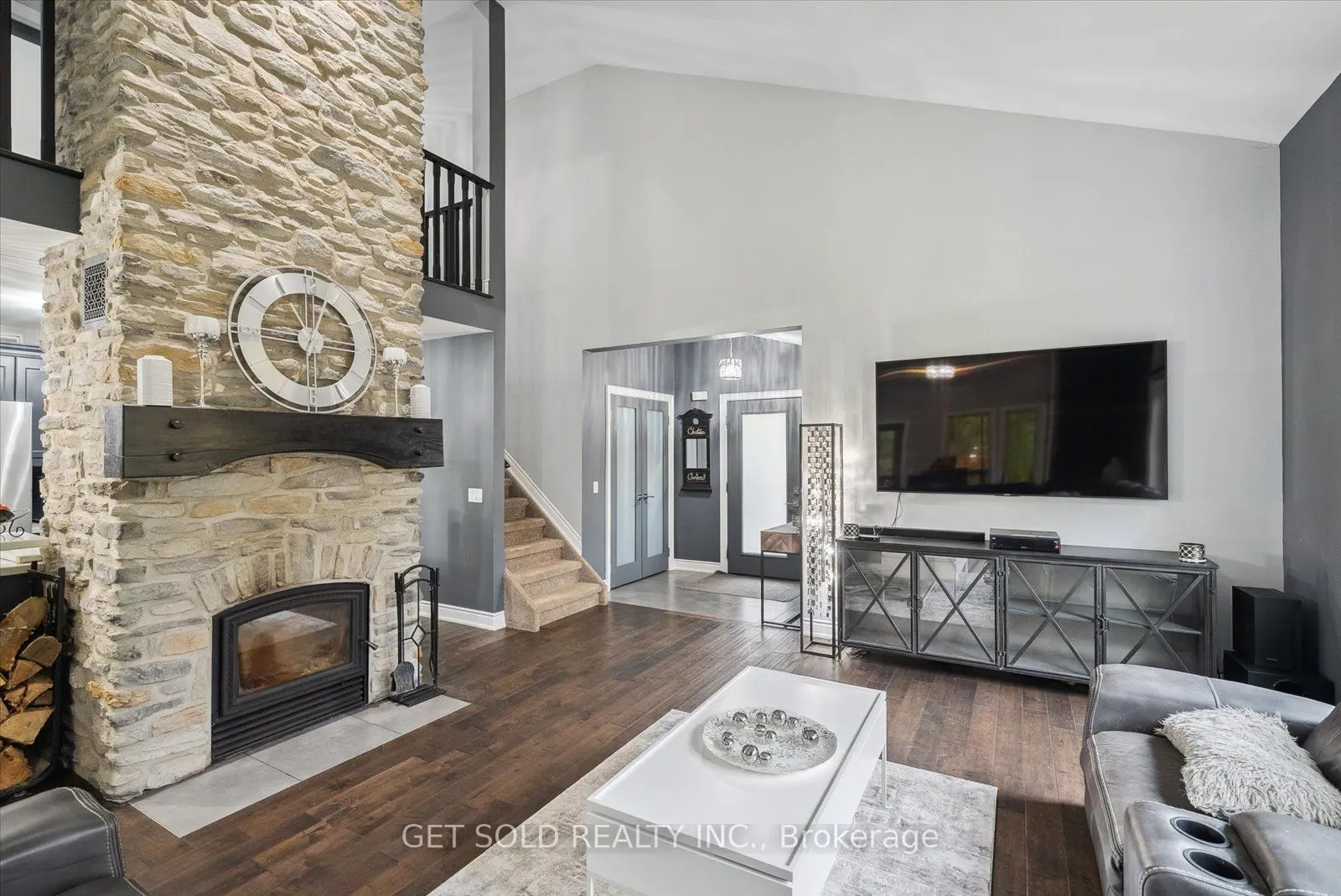 11 Fieldway Court
